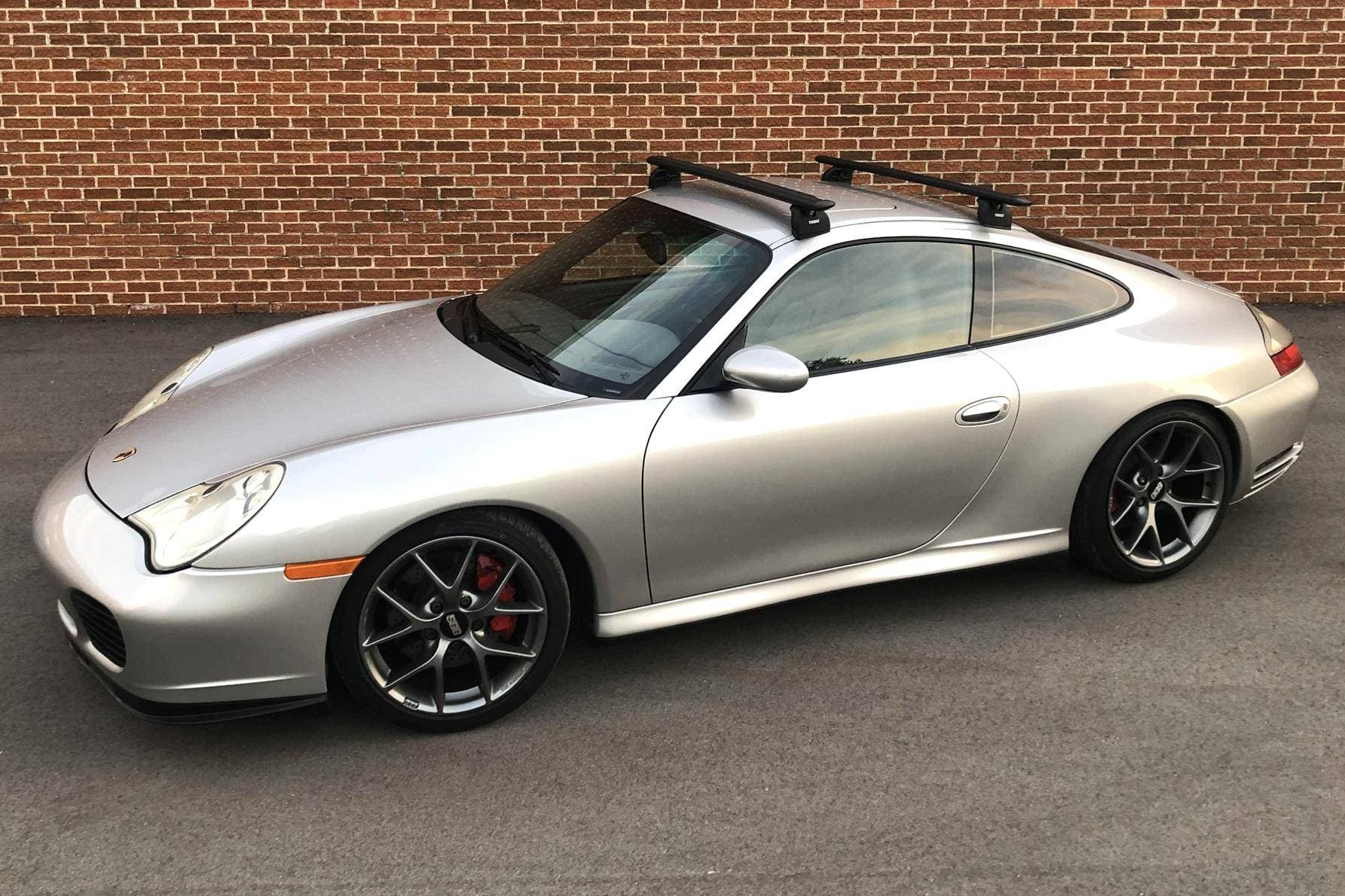 2005 Porsche 996 911 sold for $35,996