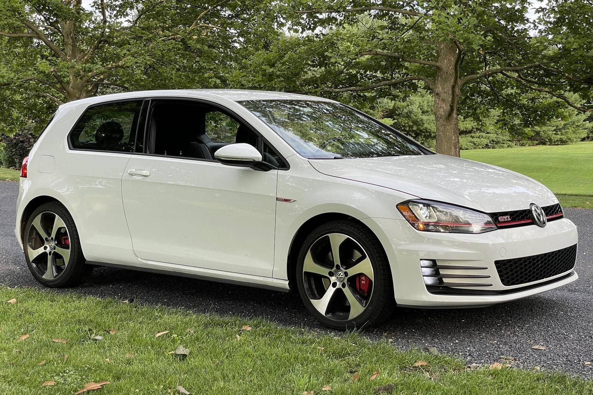 2015 Volkswagen Mk7 GTI sold for $16,250