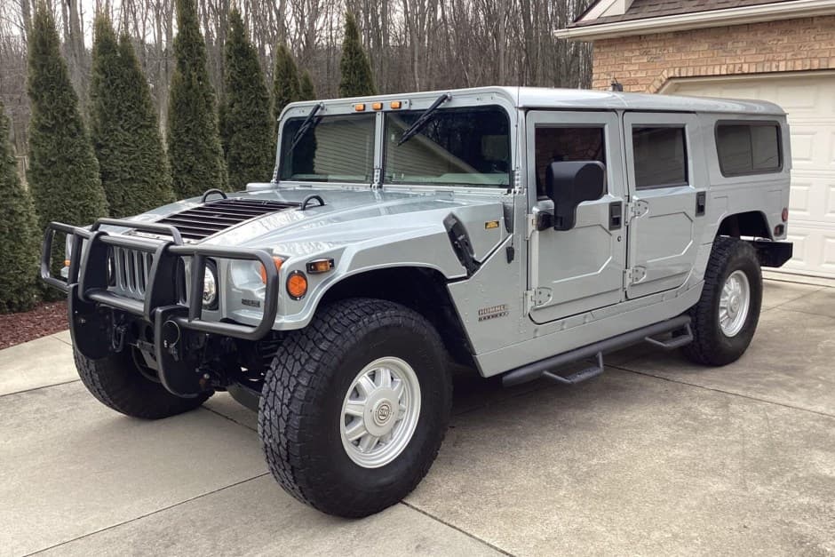 2001 Hummer H1 sold for $85,000