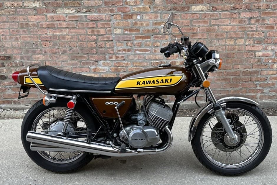 1975 Kawasaki H1 Mach III sold for $6,902