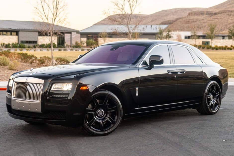2010 Rolls-Royce Ghost sold for $85,000