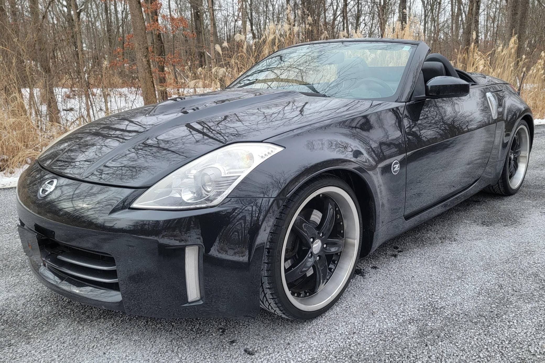 2006 Nissan 350Z sold for $13,750