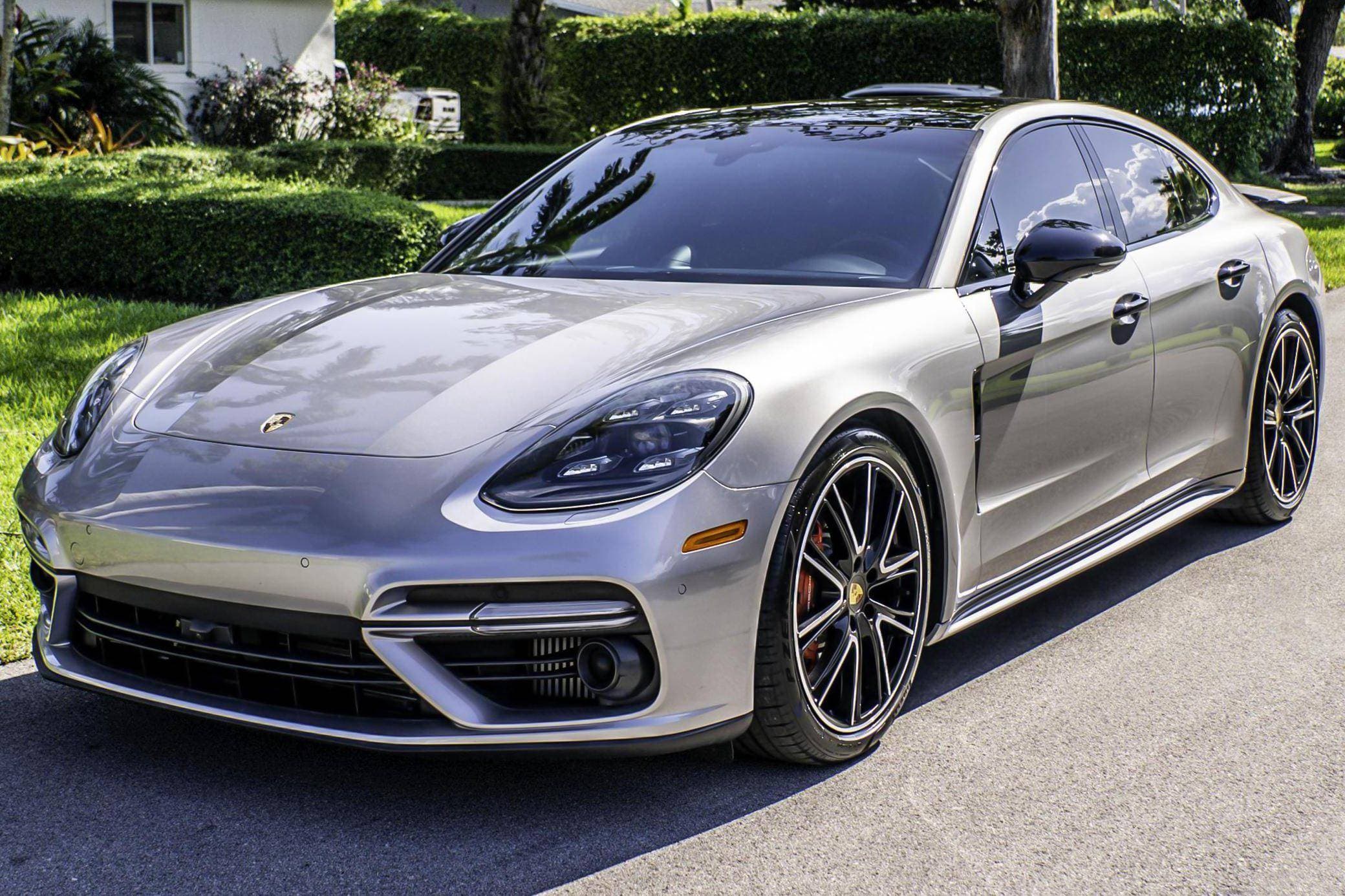 2018 Porsche Panamera sold for $92,000