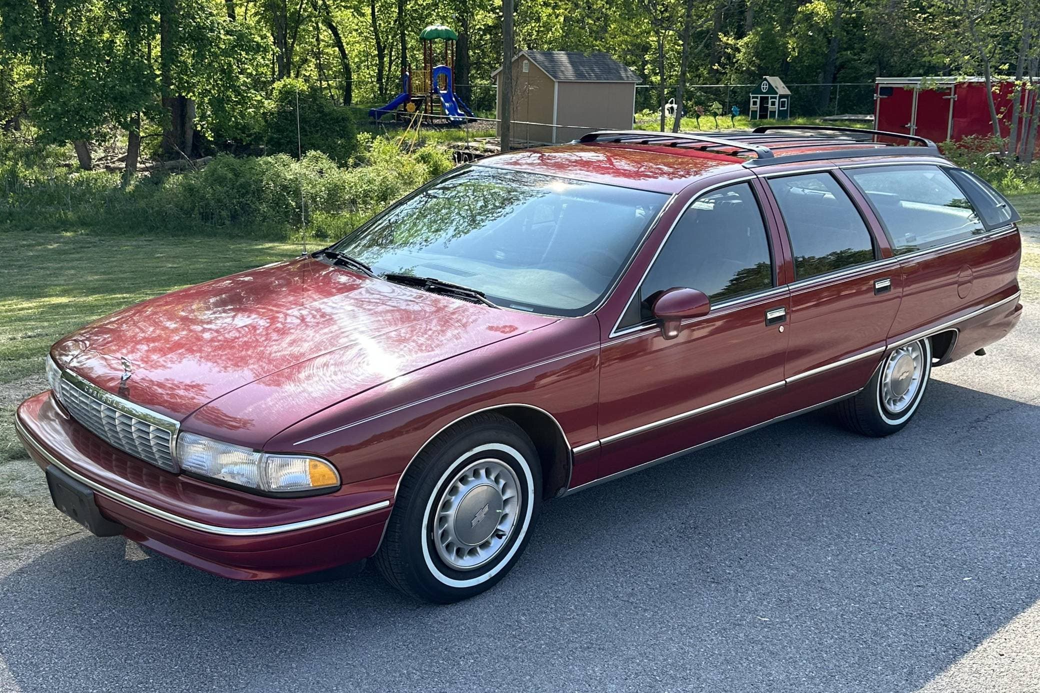 1994 Chevrolet Caprice Classic sold for $11,500