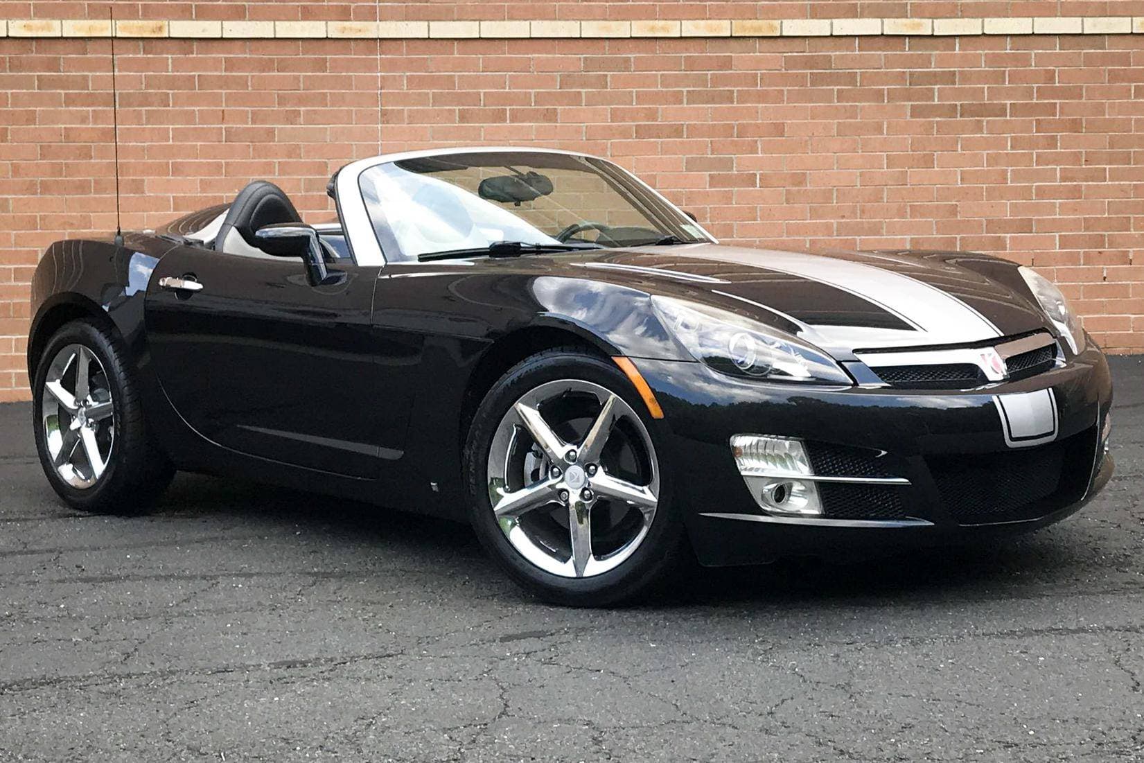 2008 Saturn Sky sold for $10,300