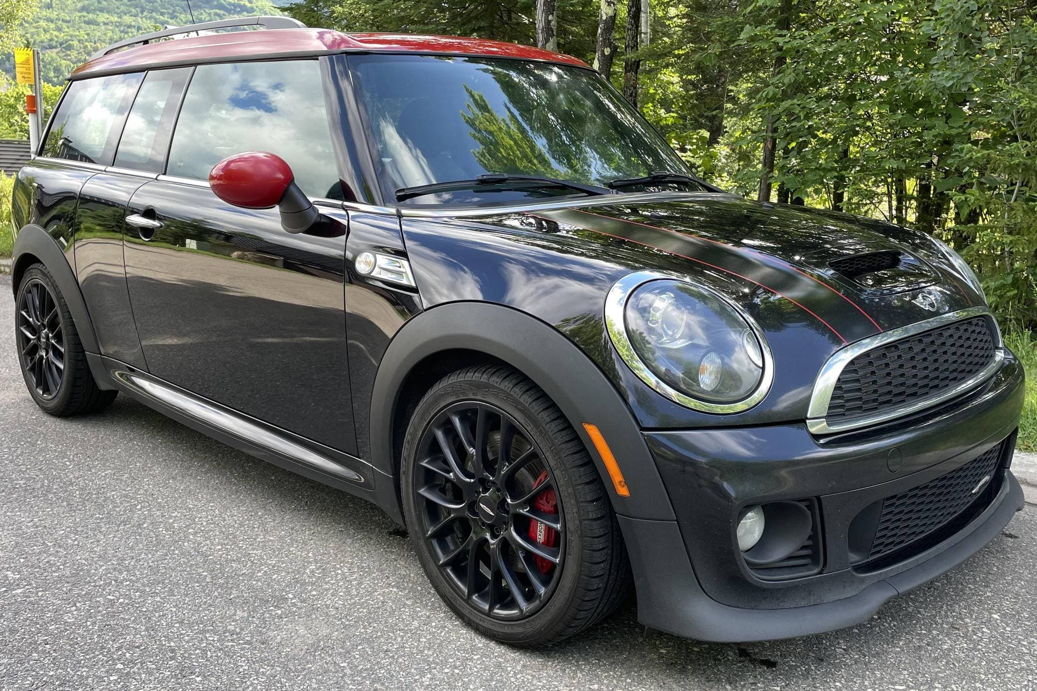 2013 MINI Cooper Clubman sold for $8,600