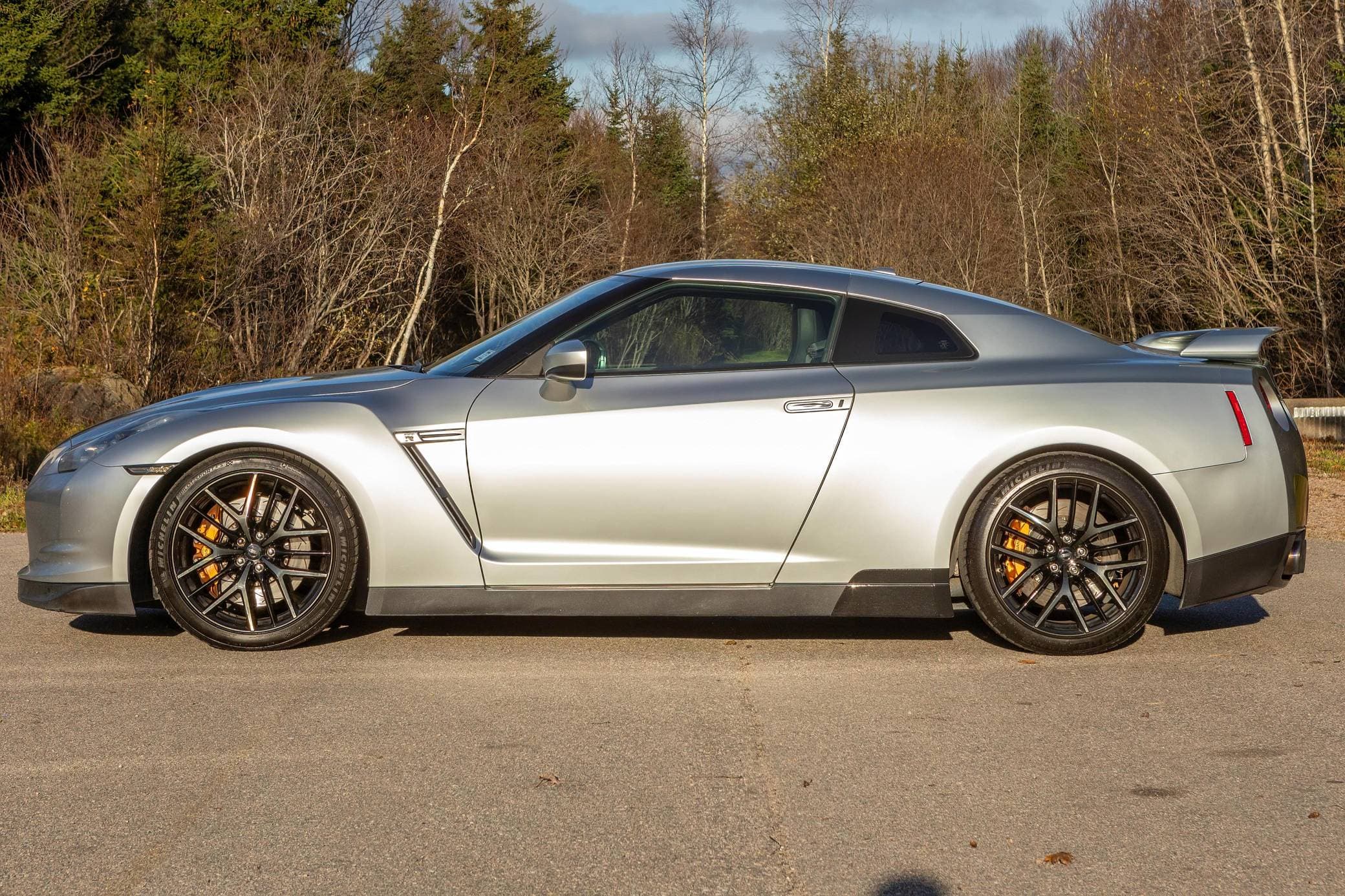 2010 Nissan R35 GT-R sold for $40,000