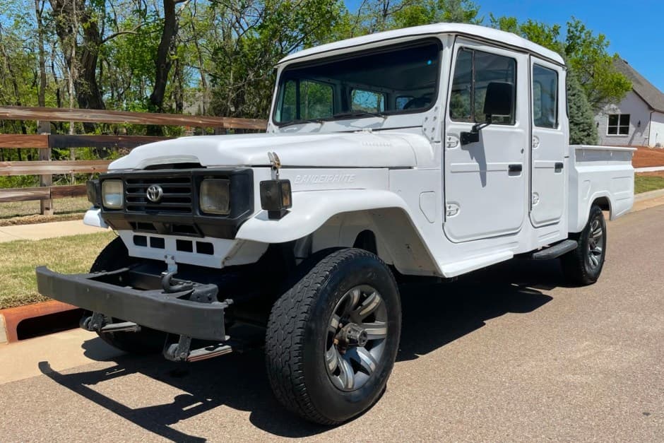 1989 Toyota Land Cruiser FJ45 sold for $27,750
