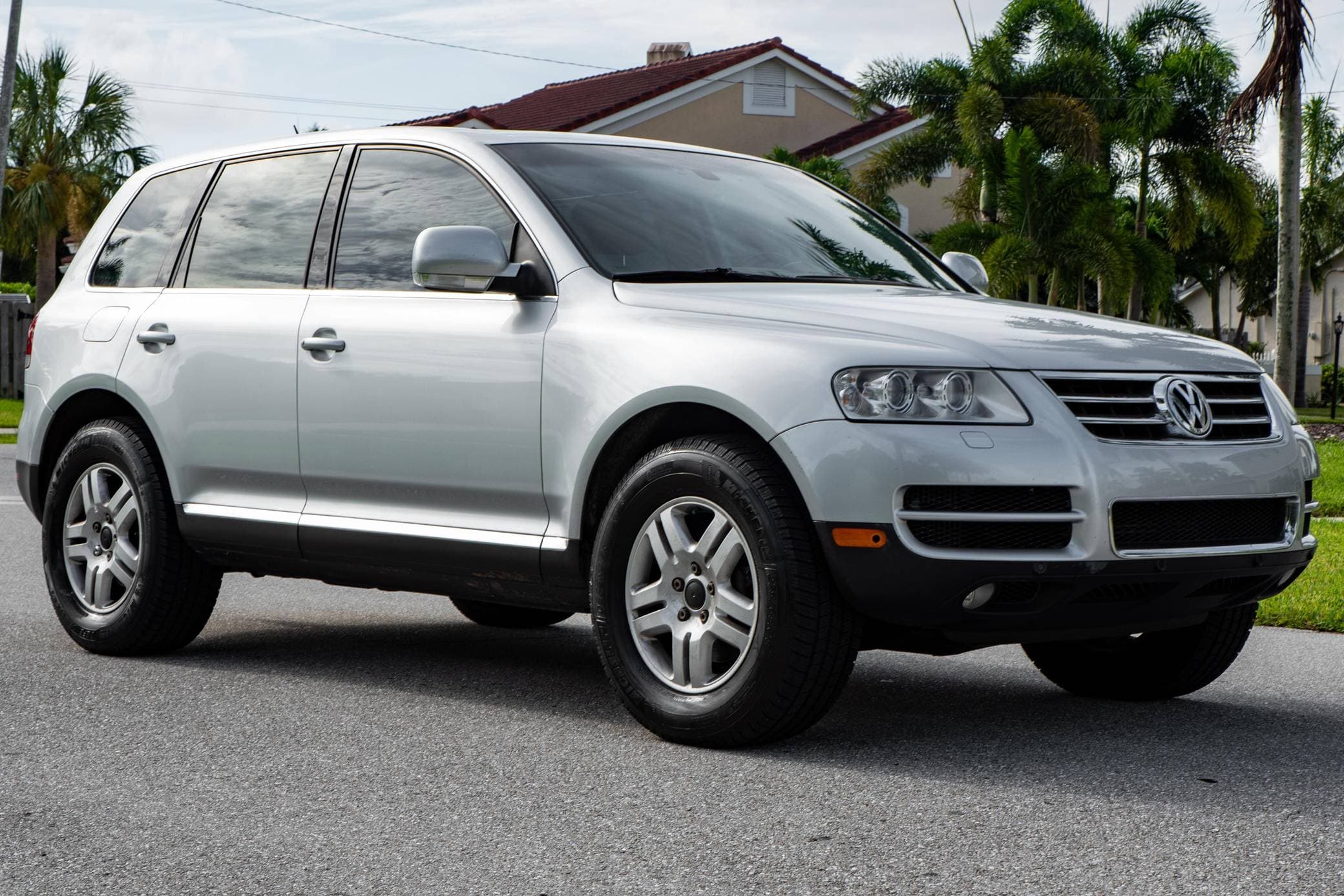2006 Volkswagen Touareg sold for $16,800
