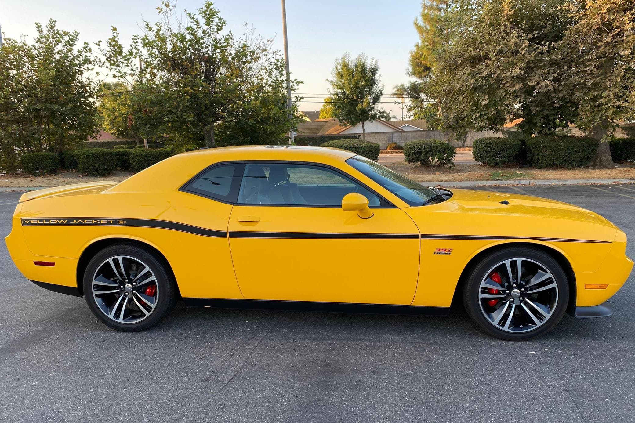 2012 Dodge Challenger sold for $25,500