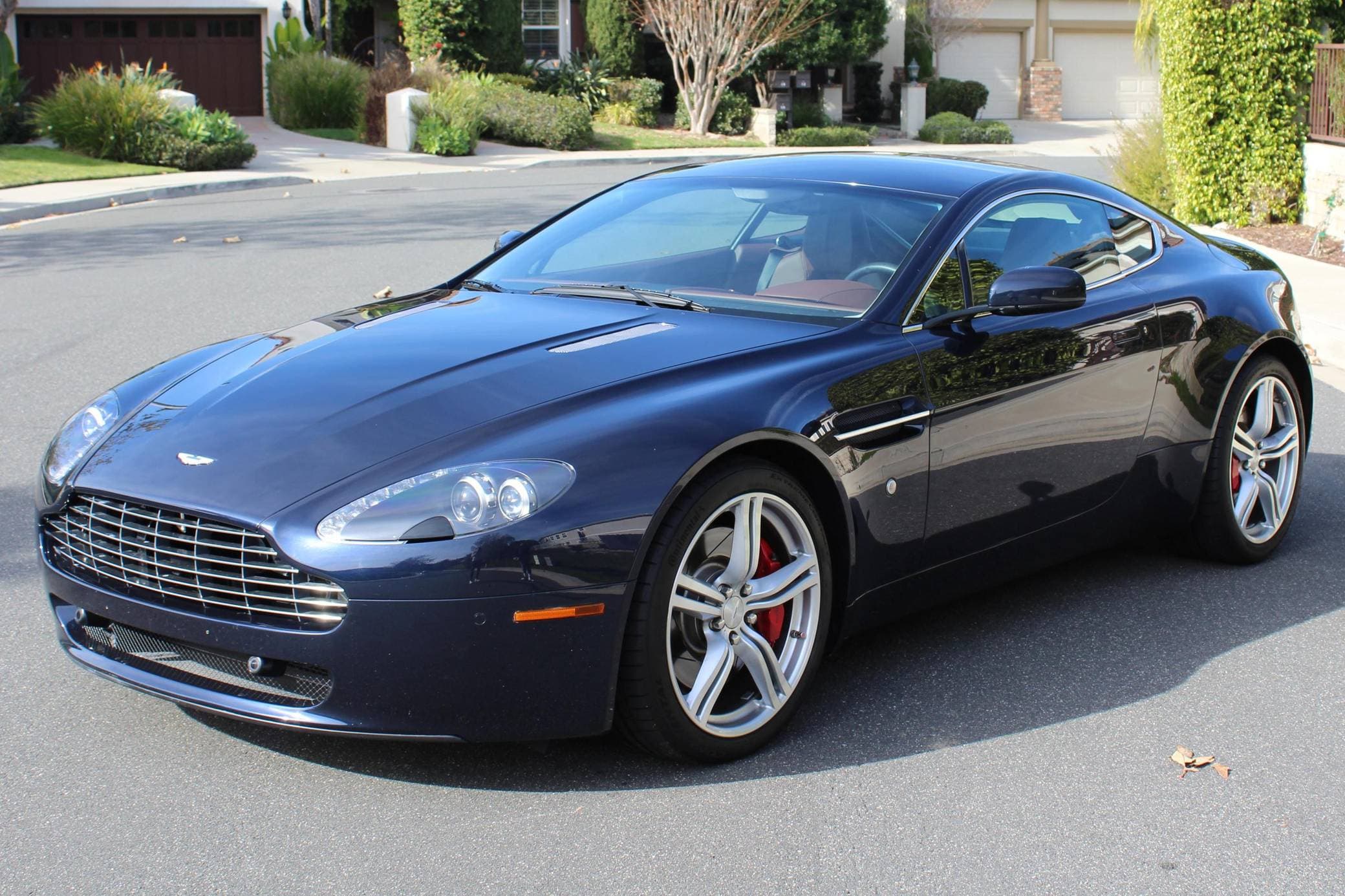 2009 Aston Martin Vantage sold for $46,500