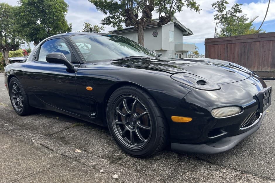 1996 Mazda RX-7 FD sold for $26,599