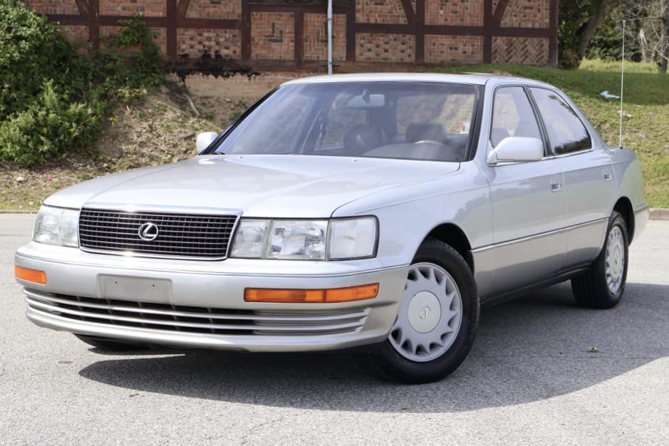 1990 Lexus LS Sedan sold for $11,750