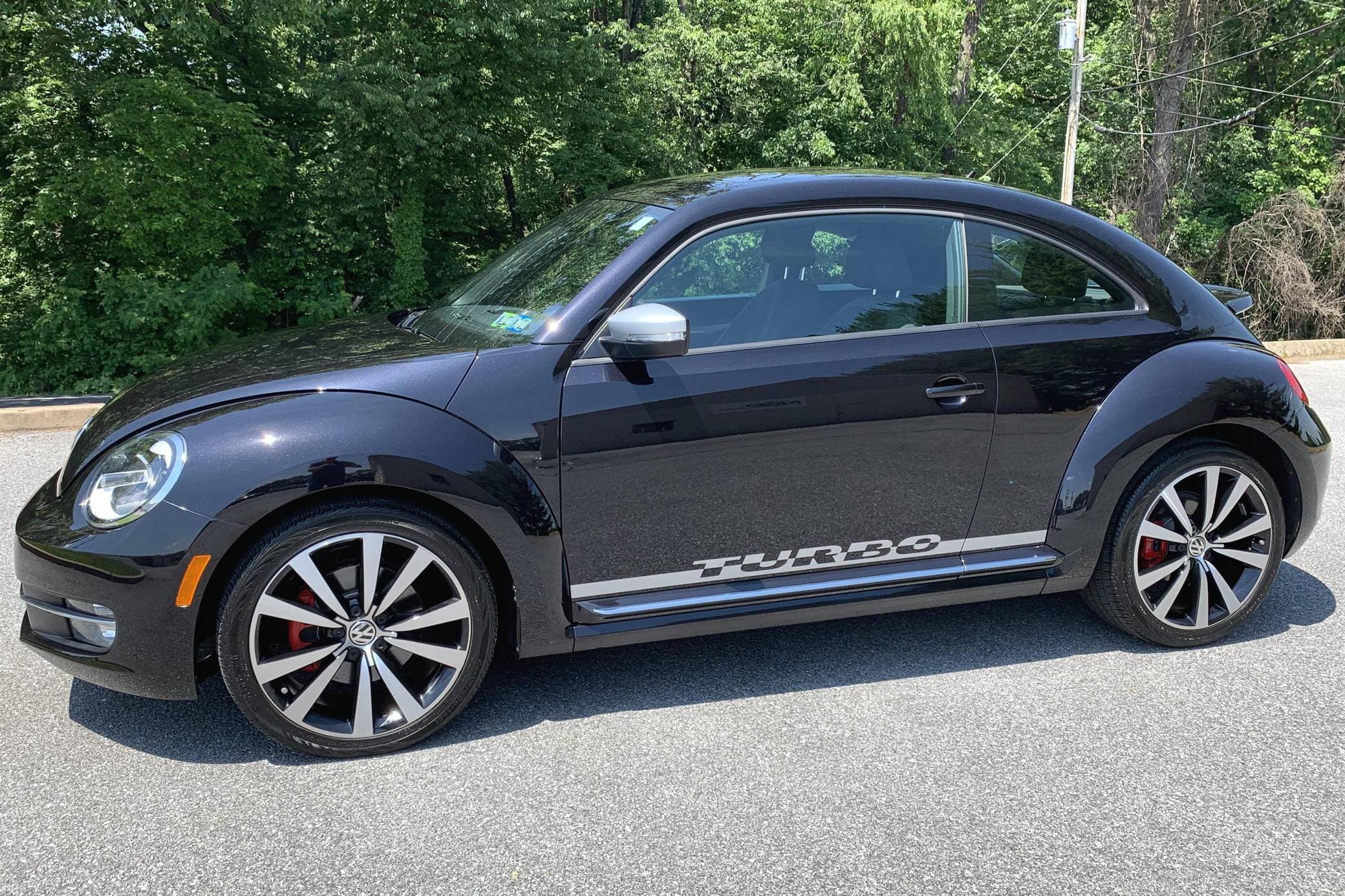 2012 Volkswagen Beetle sold for $15,250