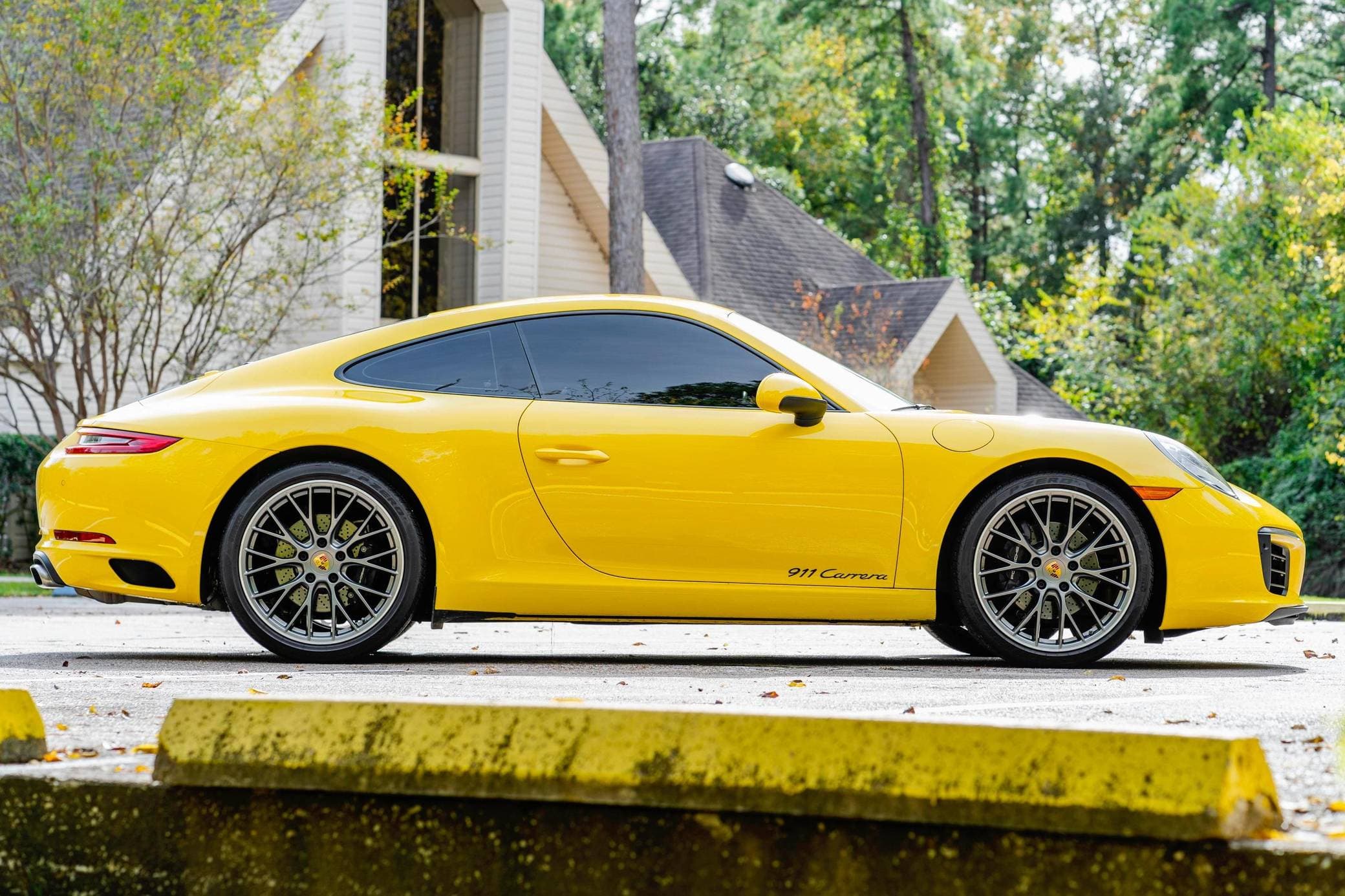 2018 Porsche 991 911 sold for $75,500