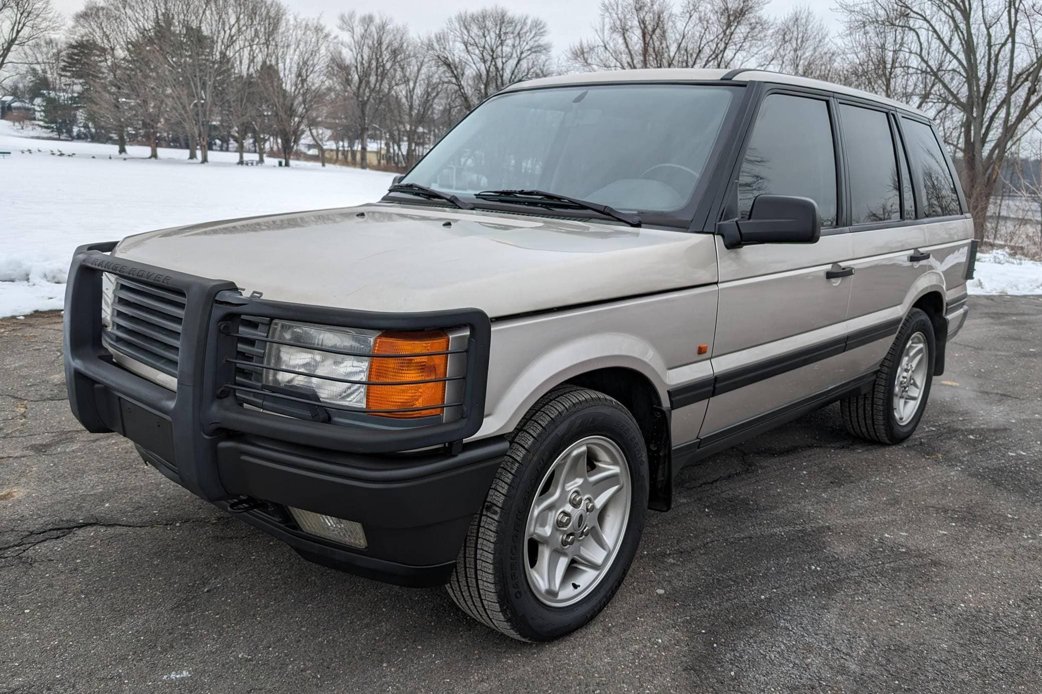 1999 Land Rover Range Rover sold for $6,850