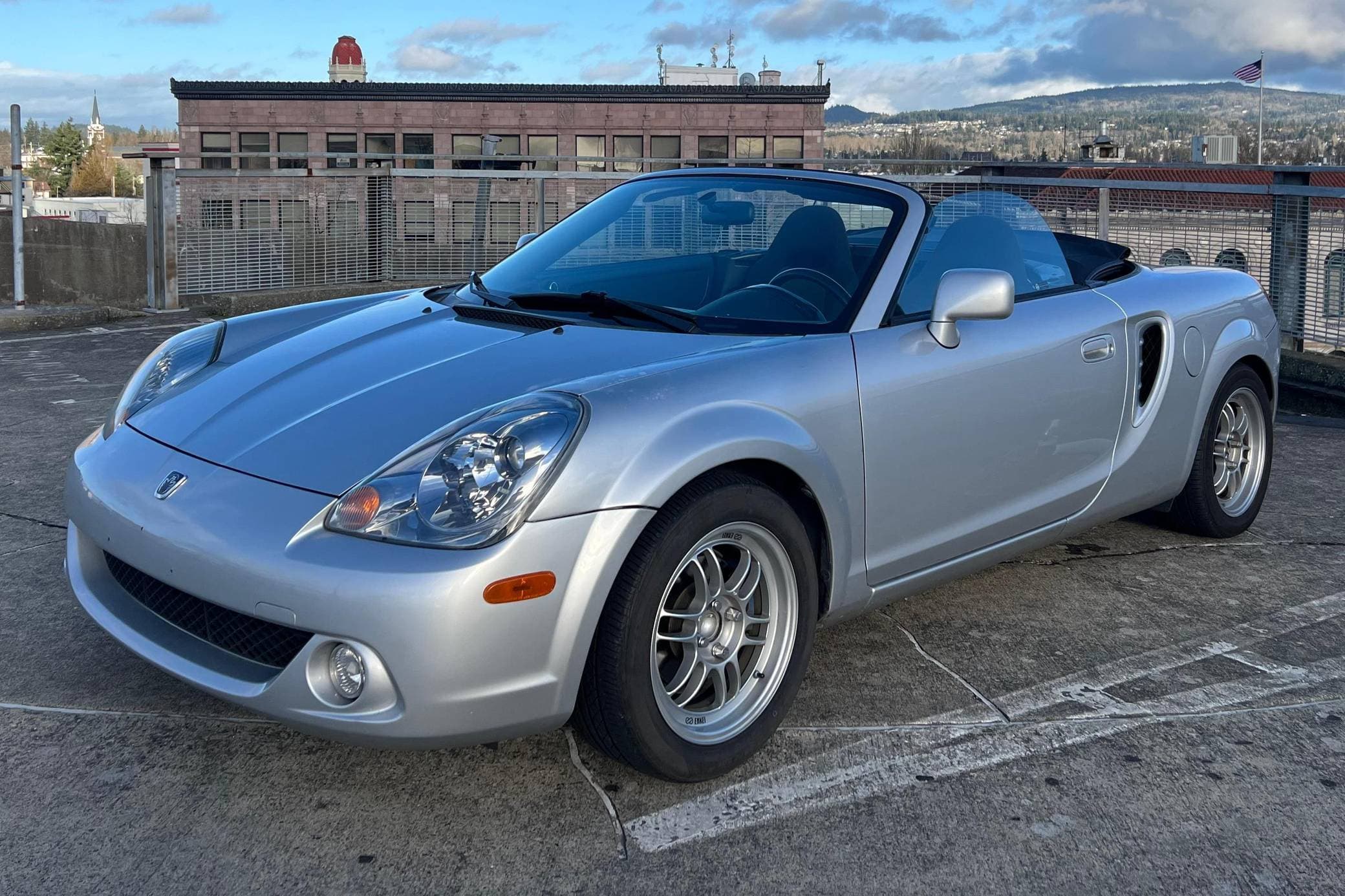 2003 Toyota MR2 Spyder sold for $7,000