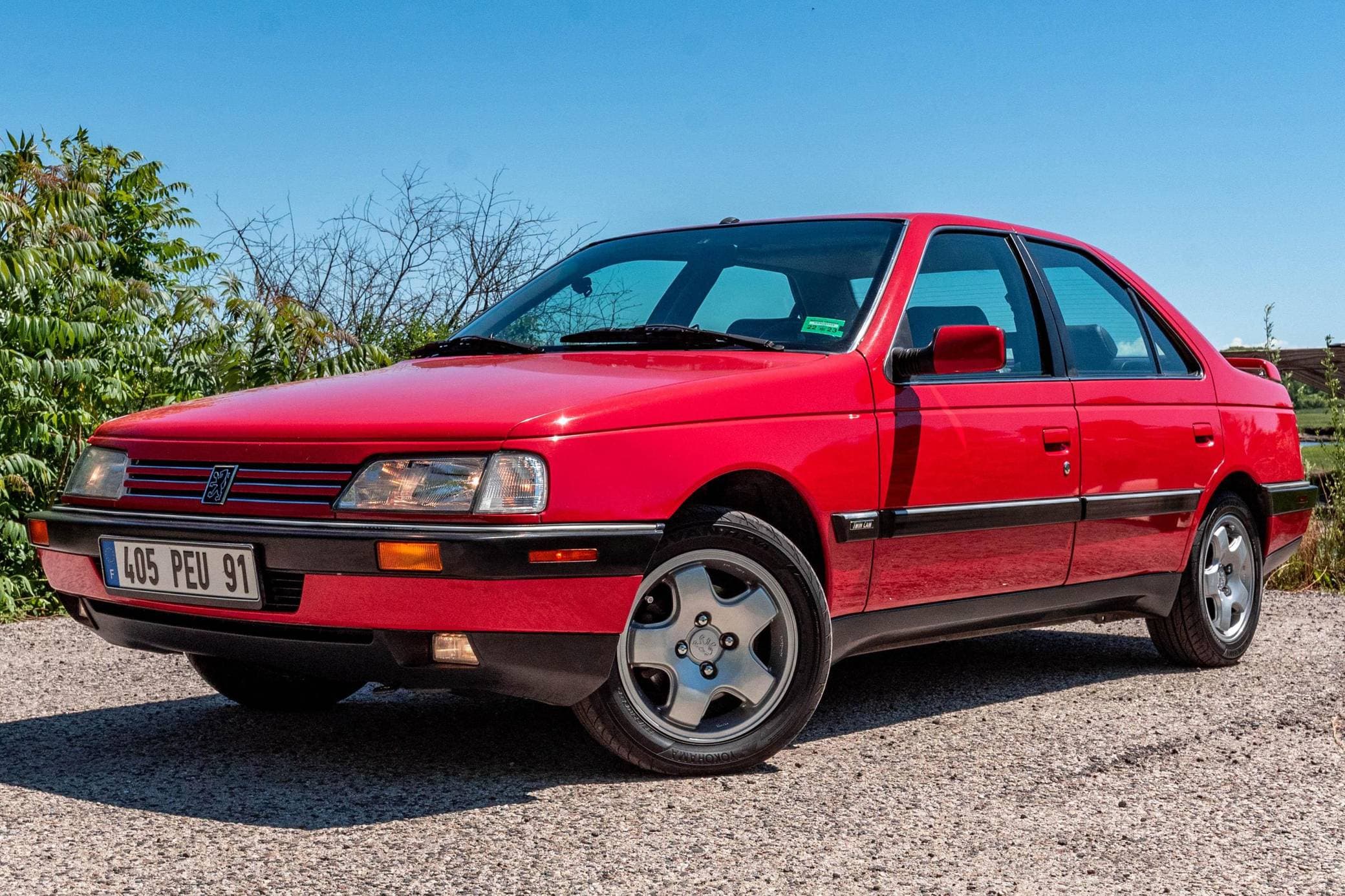 1991 Peugeot 405 sold for $5,005