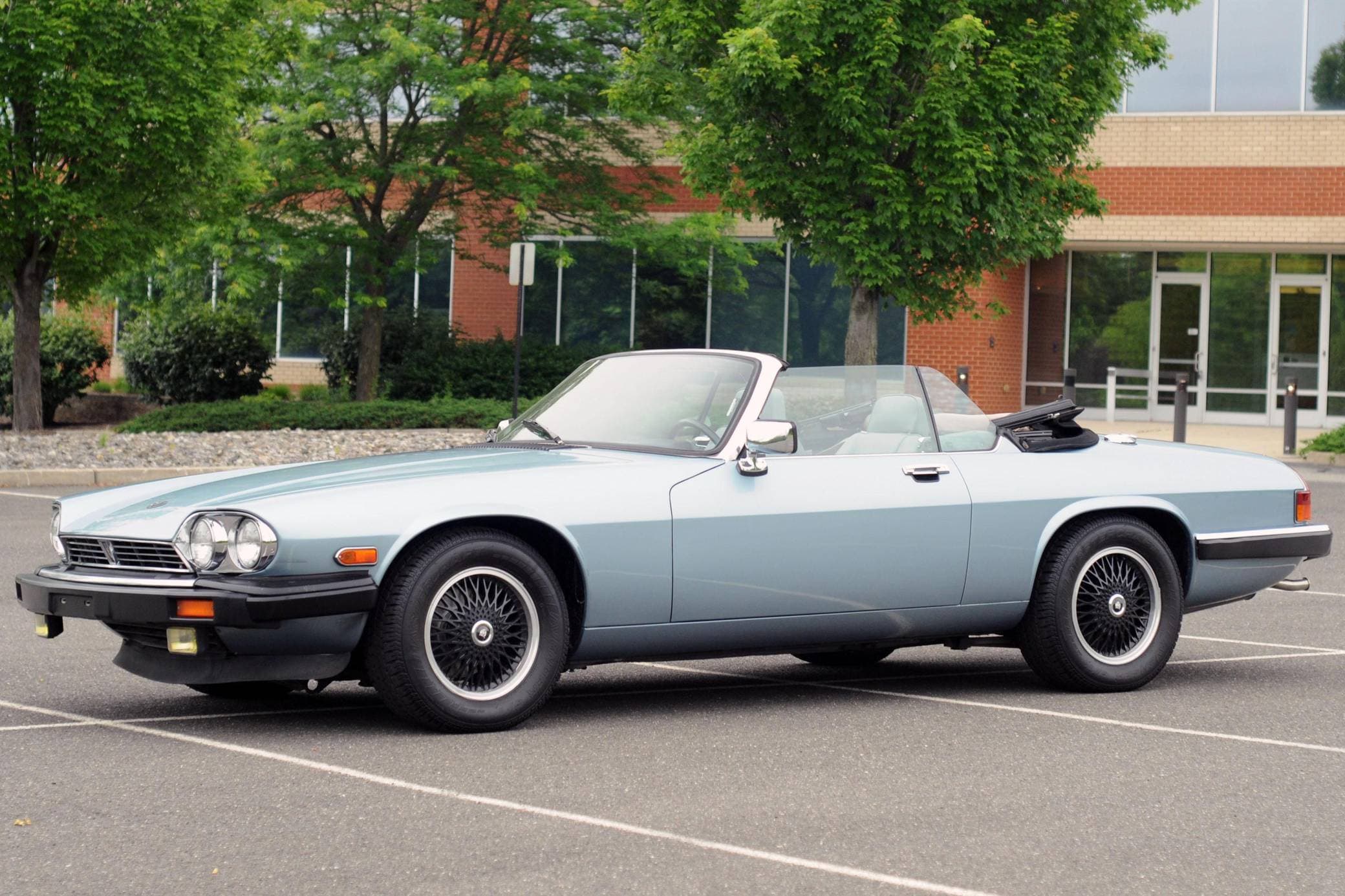 1990 Jaguar XJS sold for $6,500