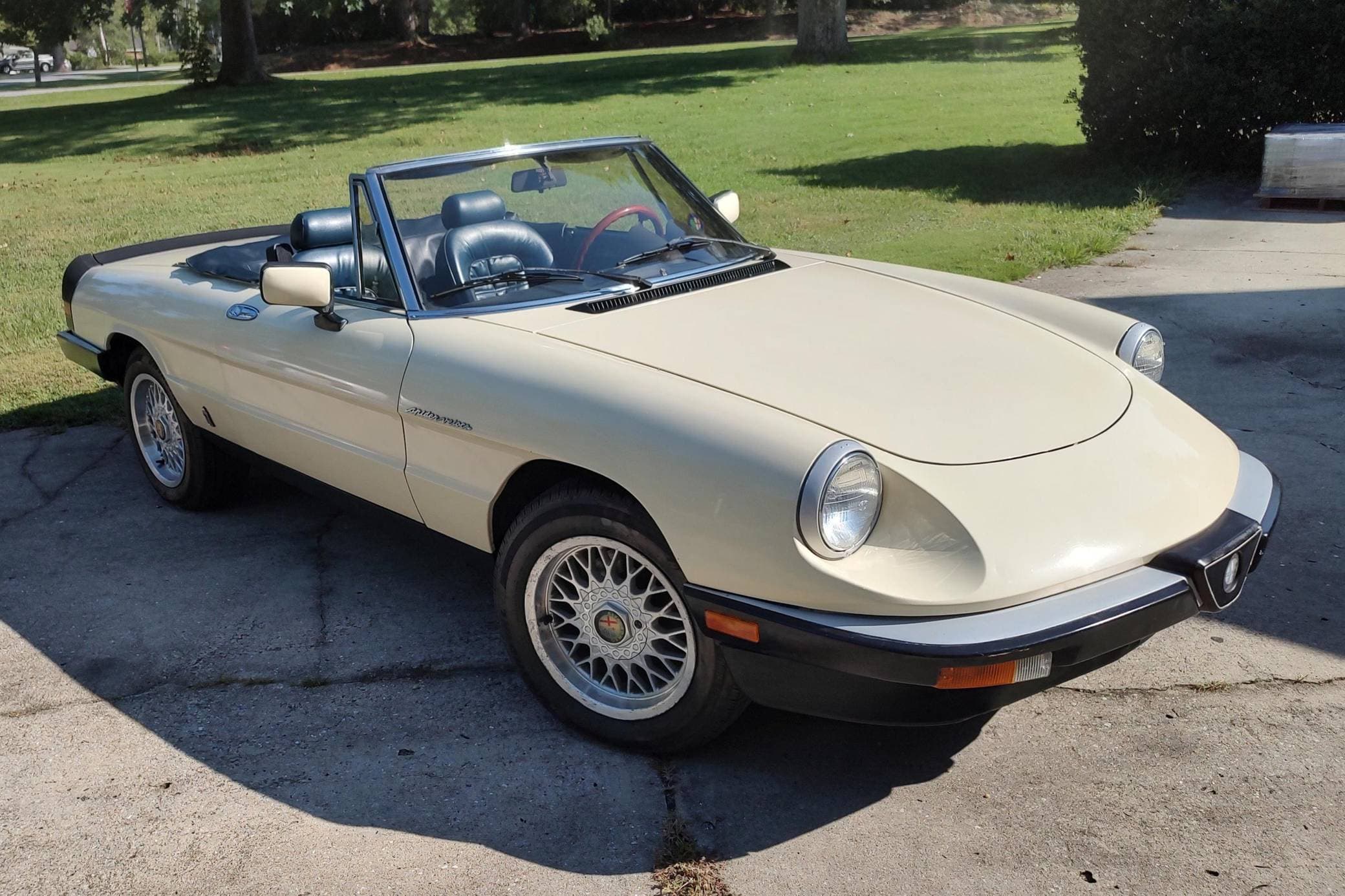 1984 Alfa Romeo Spider sold for $6,300