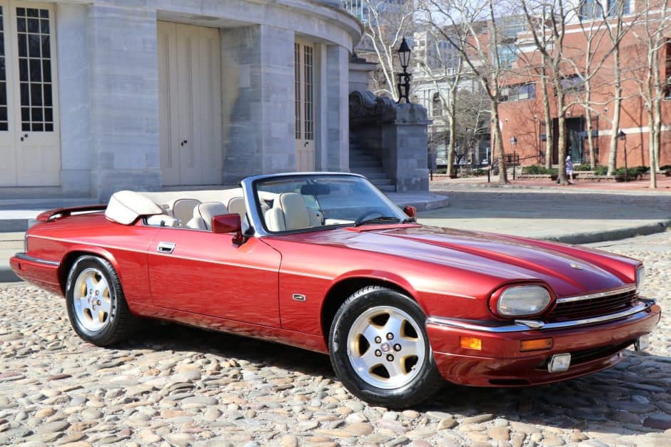 1994 Jaguar XJS sold for $26,000
