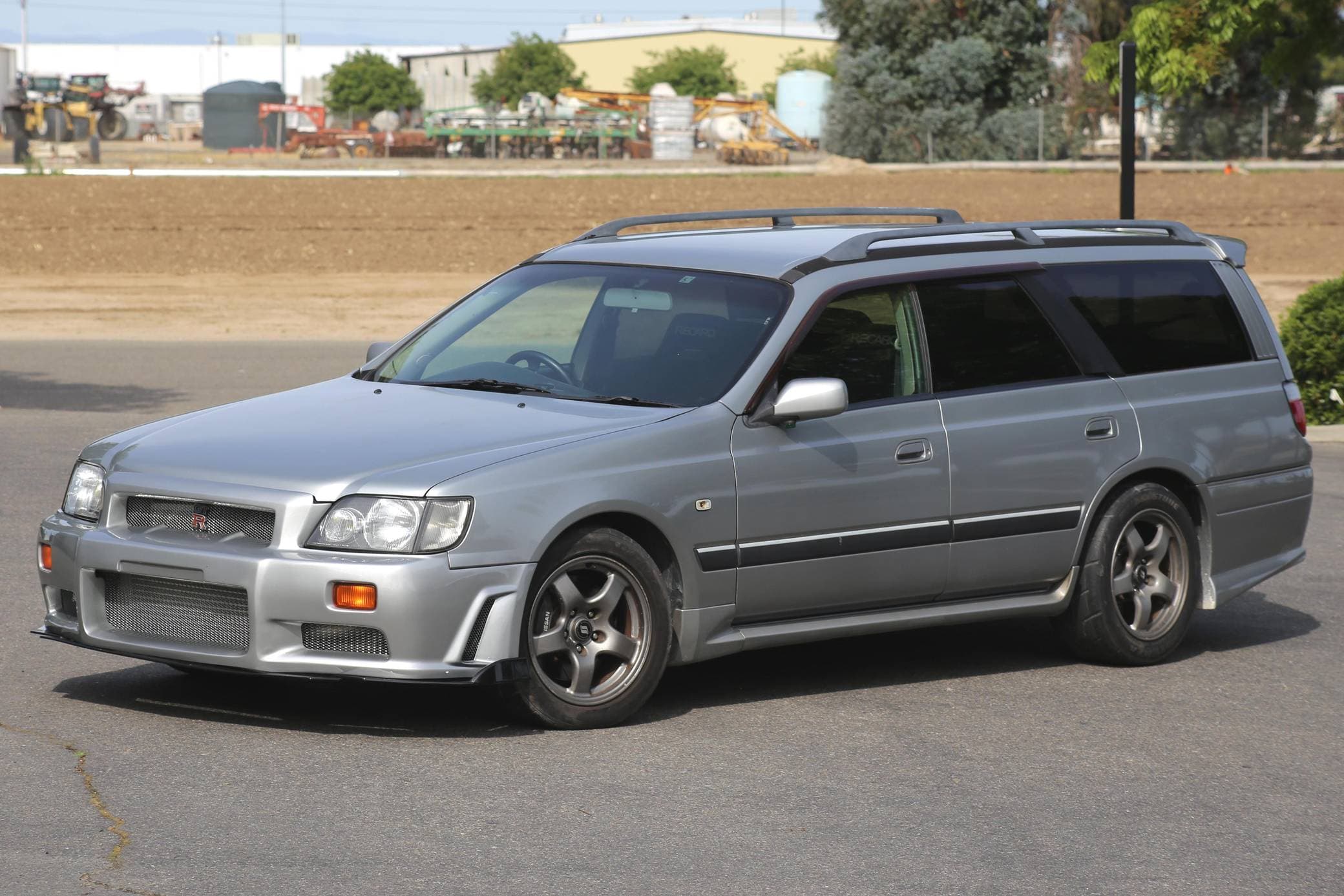 1996 Nissan Stagea sold for $12,400