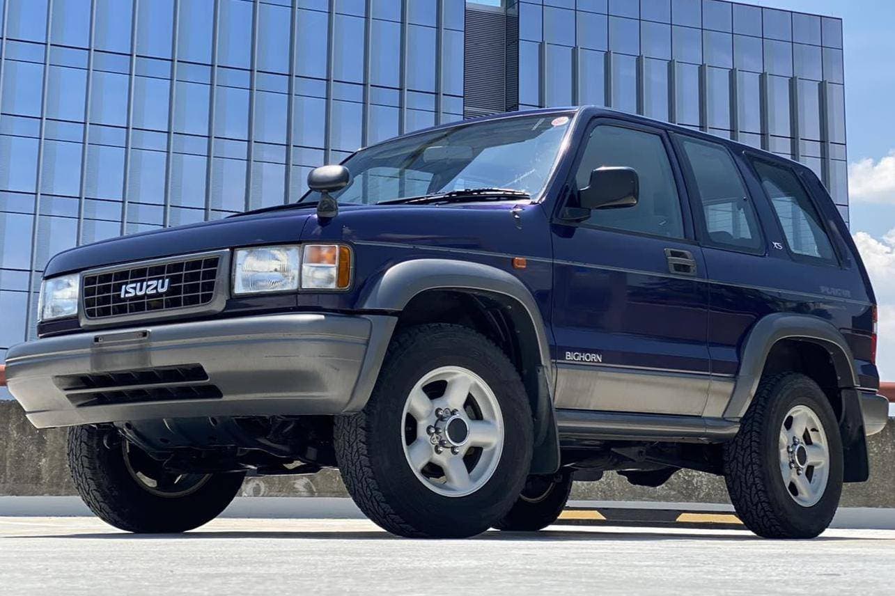 1996 Isuzu Bighorn sold for $7,200