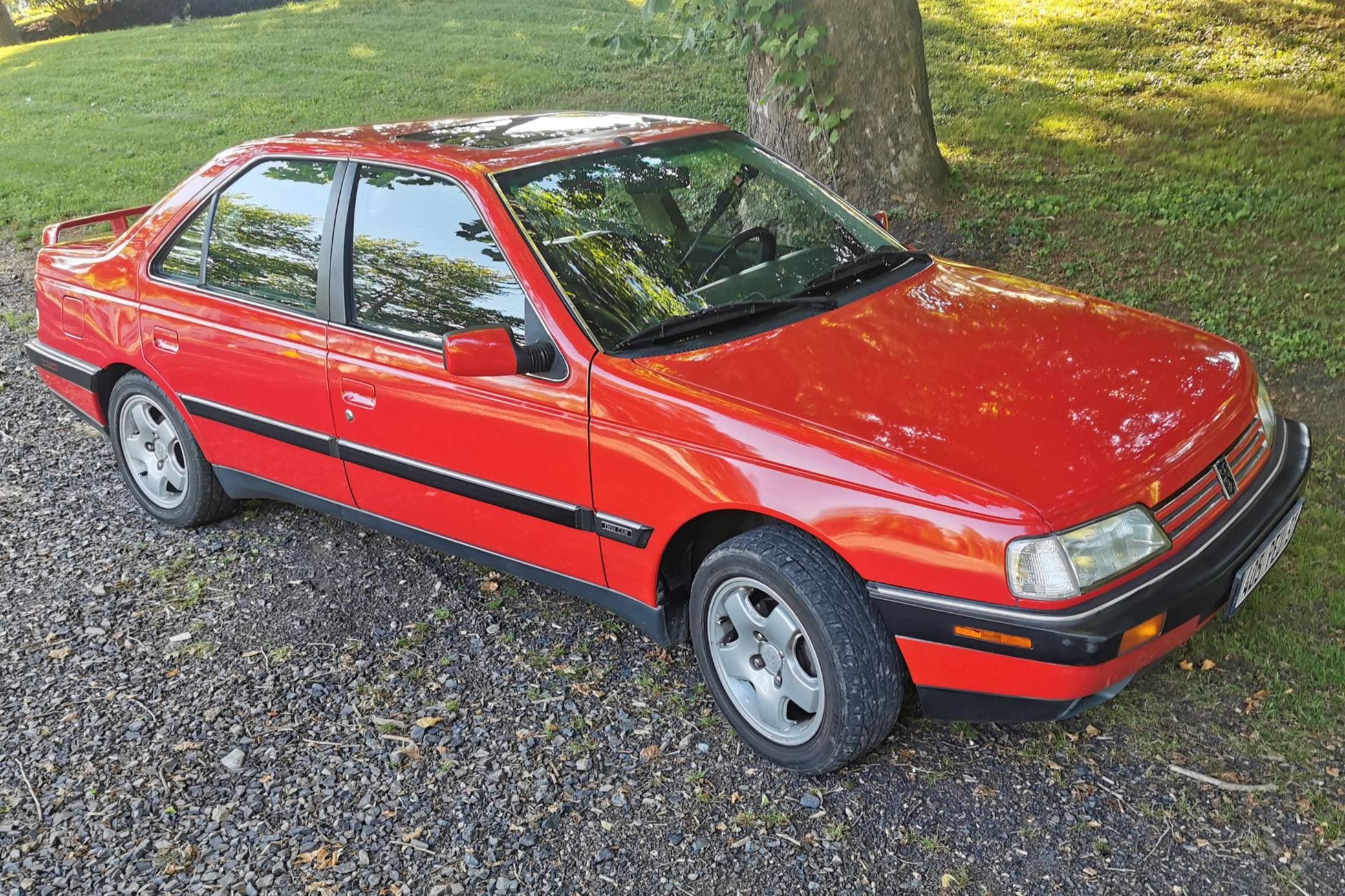 1991 Peugeot 405 sold for $7,500