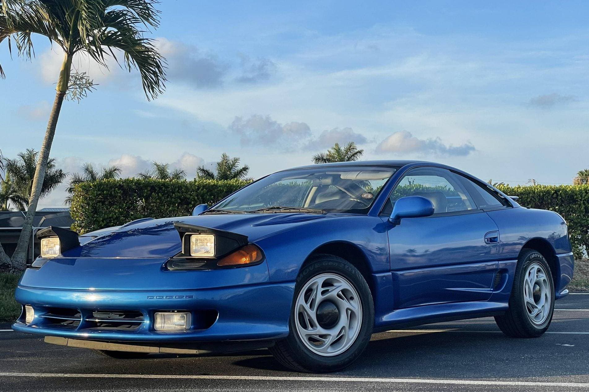 1992 Dodge Stealth sold for $7,800