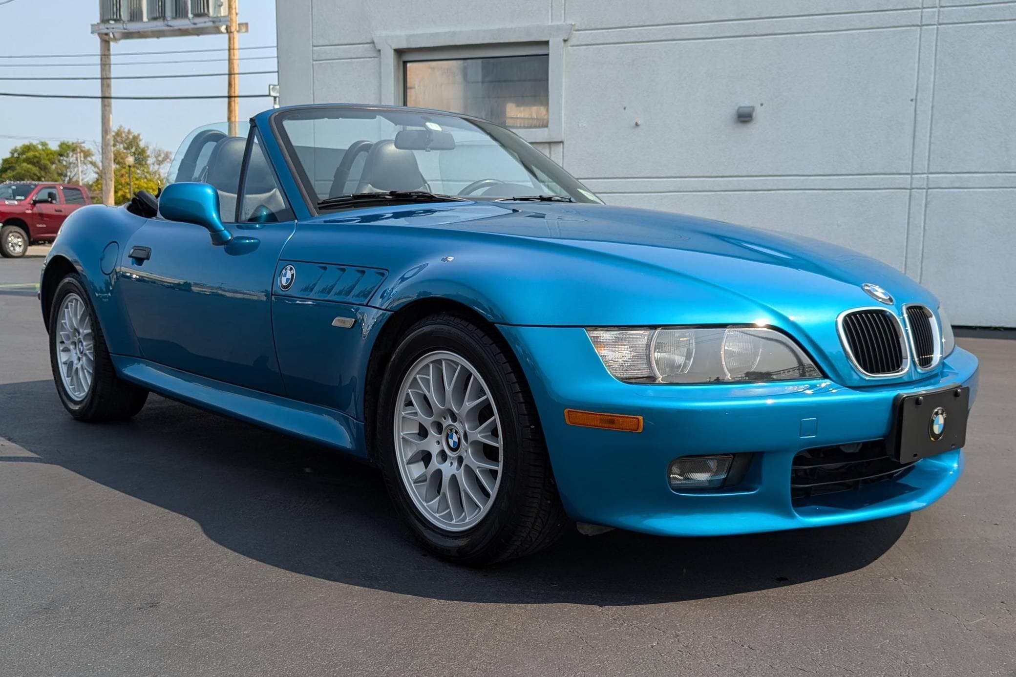 2001 BMW Z3 sold for $13,000