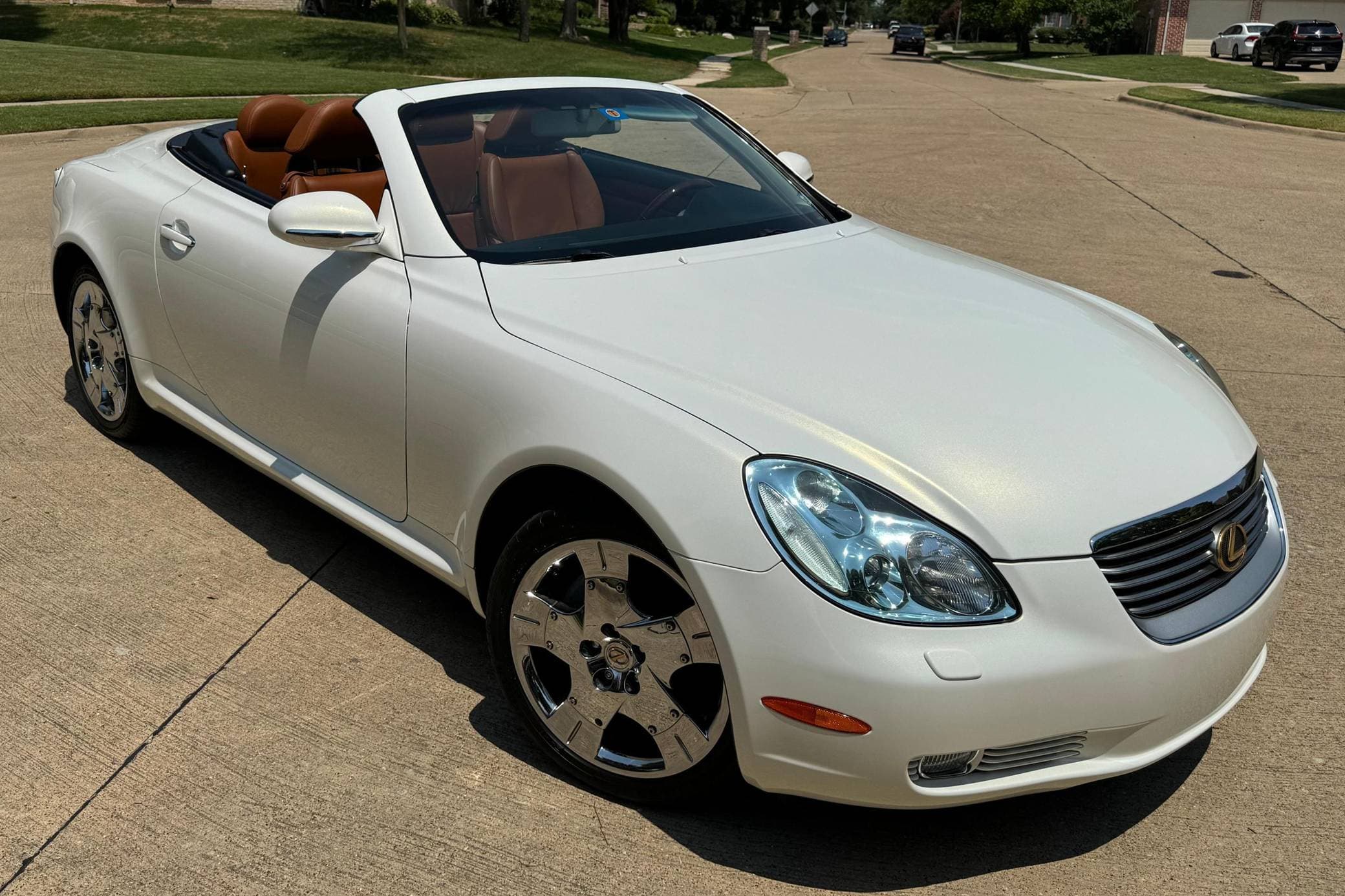 2005 Lexus SC sold for $33,000