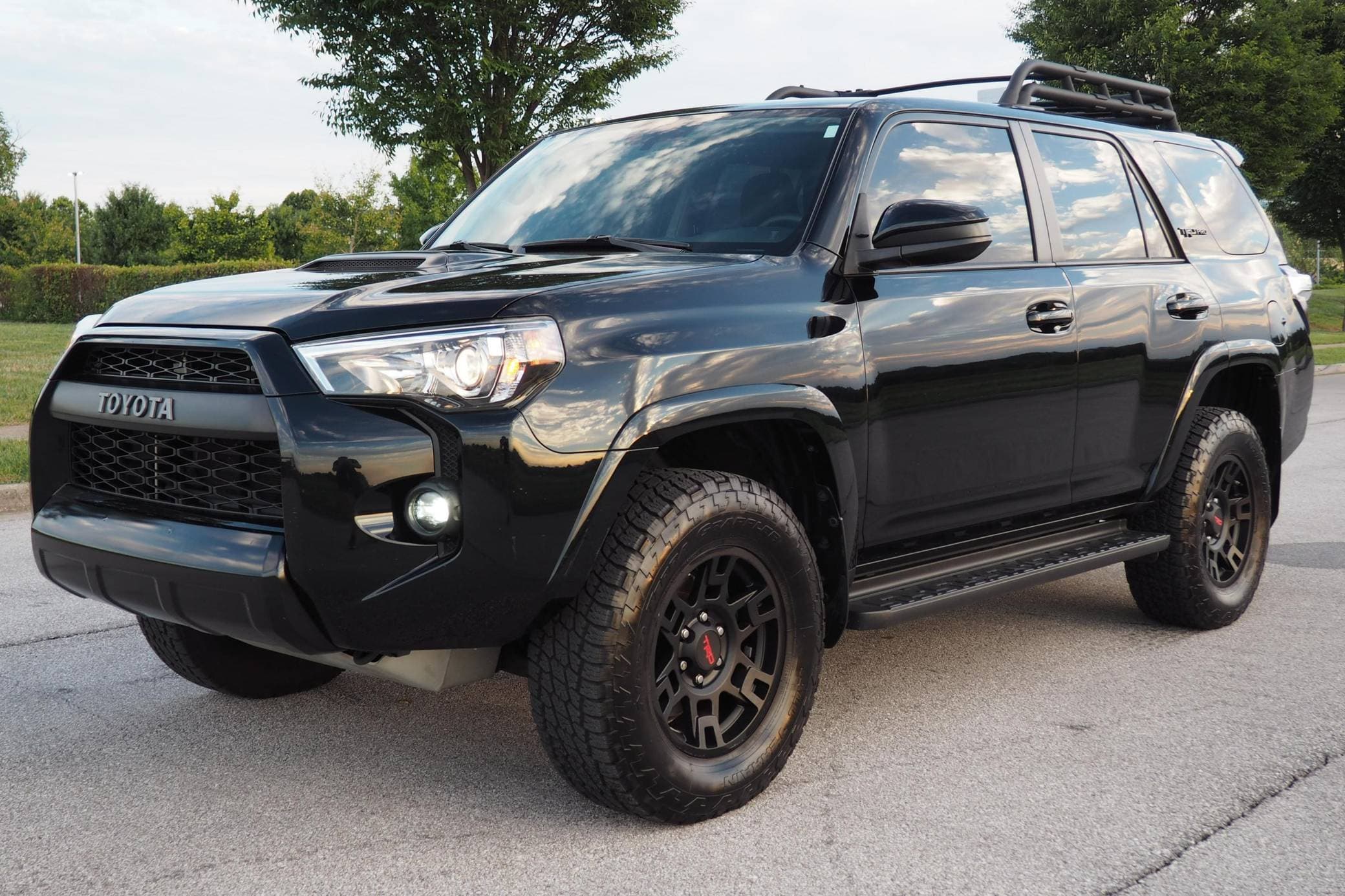 2019 Toyota 4Runner sold for $32,885