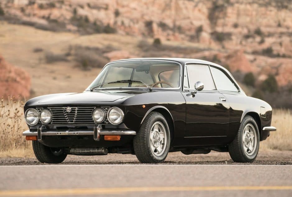 1974 Alfa Romeo 105/115 Series Coupe sold for $32,000