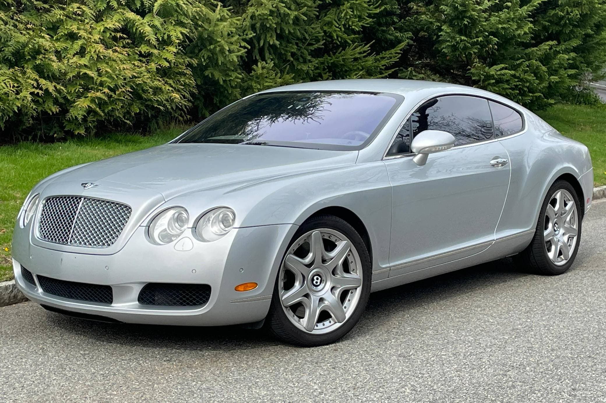 2005 Bentley Continental sold for $32,500