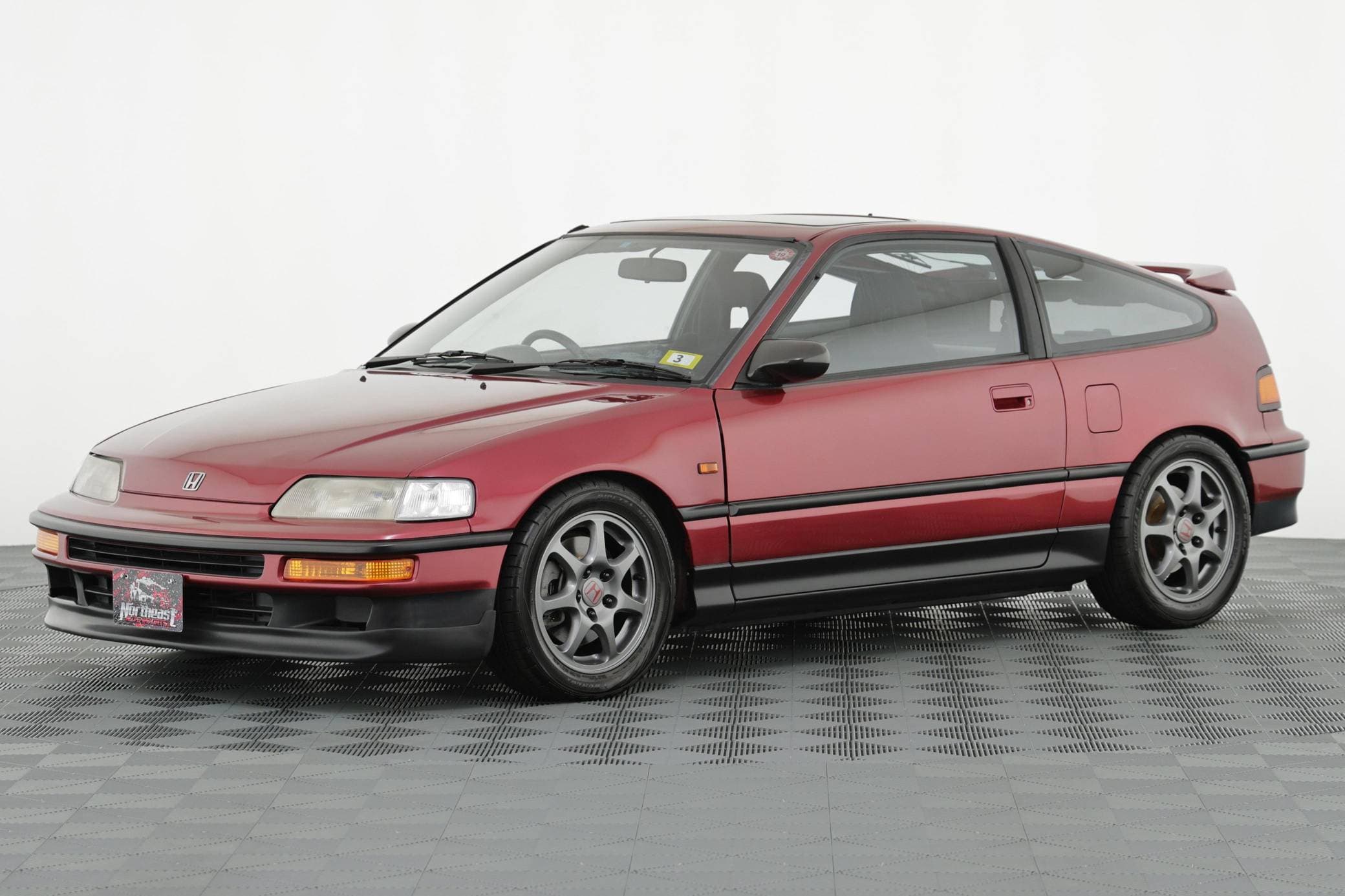 1991 Honda CRX sold for $11,888