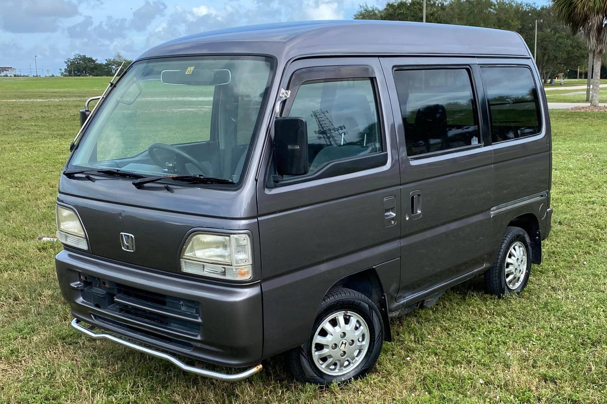 1997 Honda Acty sold for $7,200