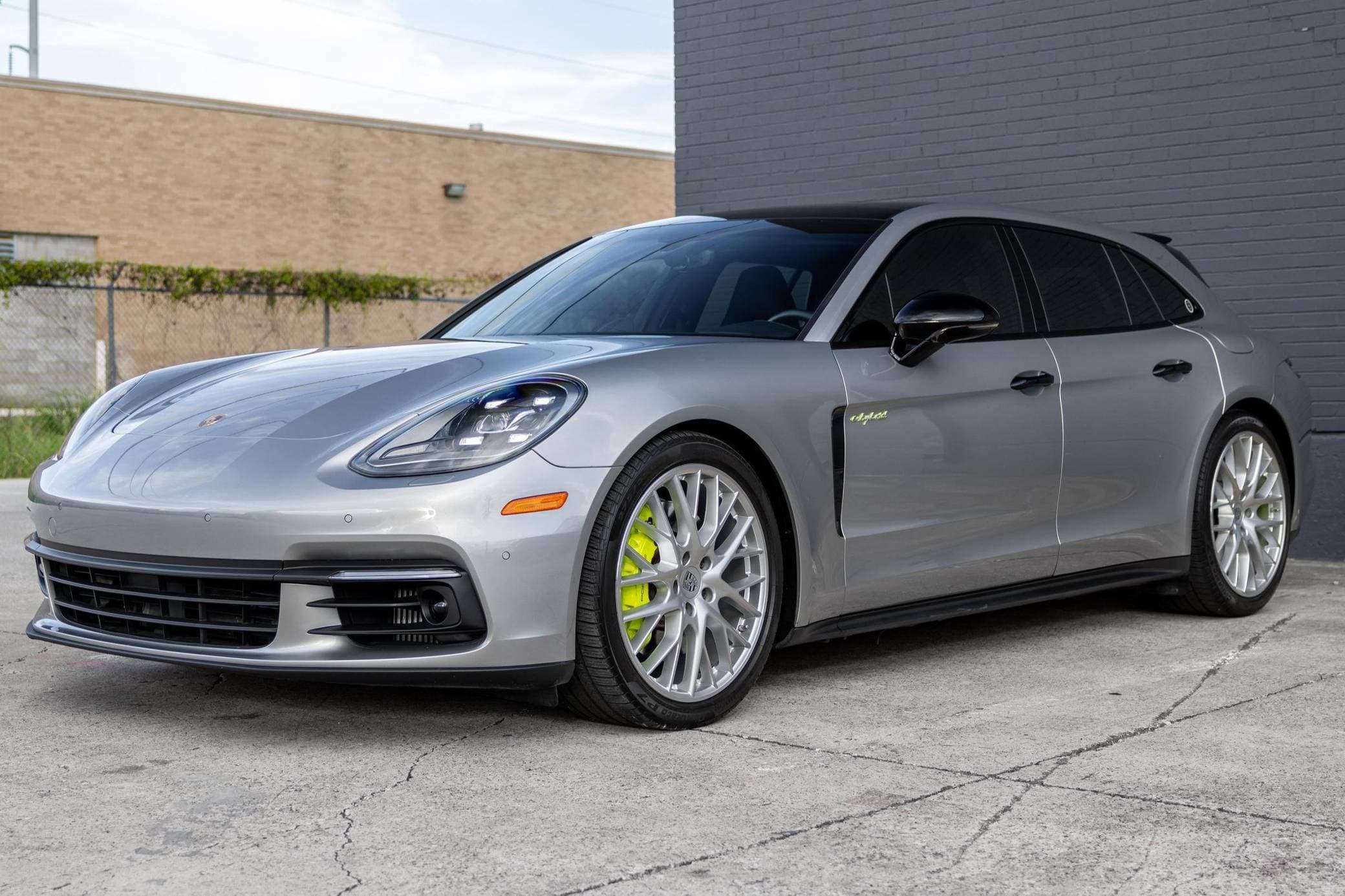 2018 Porsche Panamera sold for $68,500