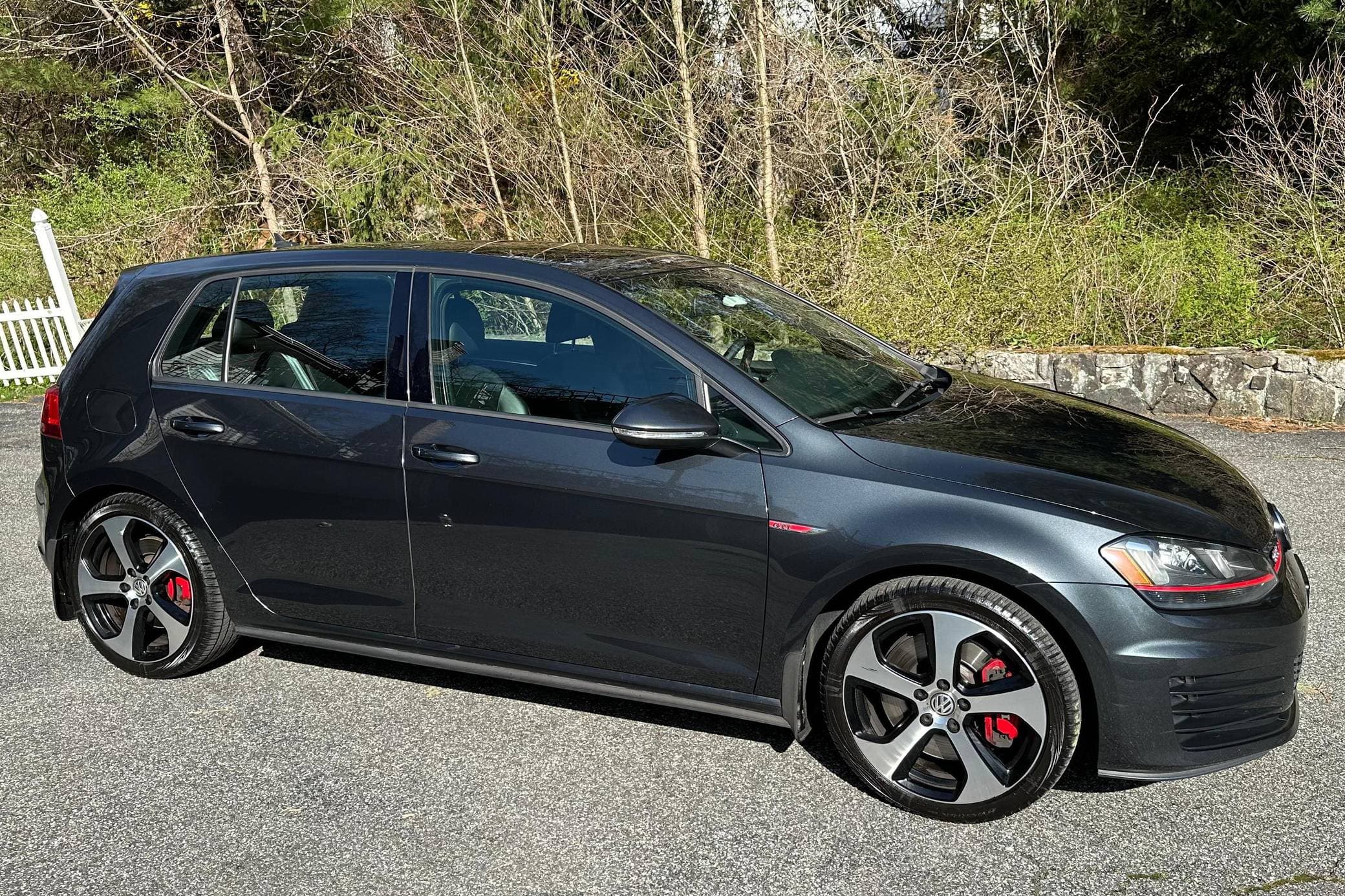 2016 Volkswagen Mk7 GTI sold for $15,250