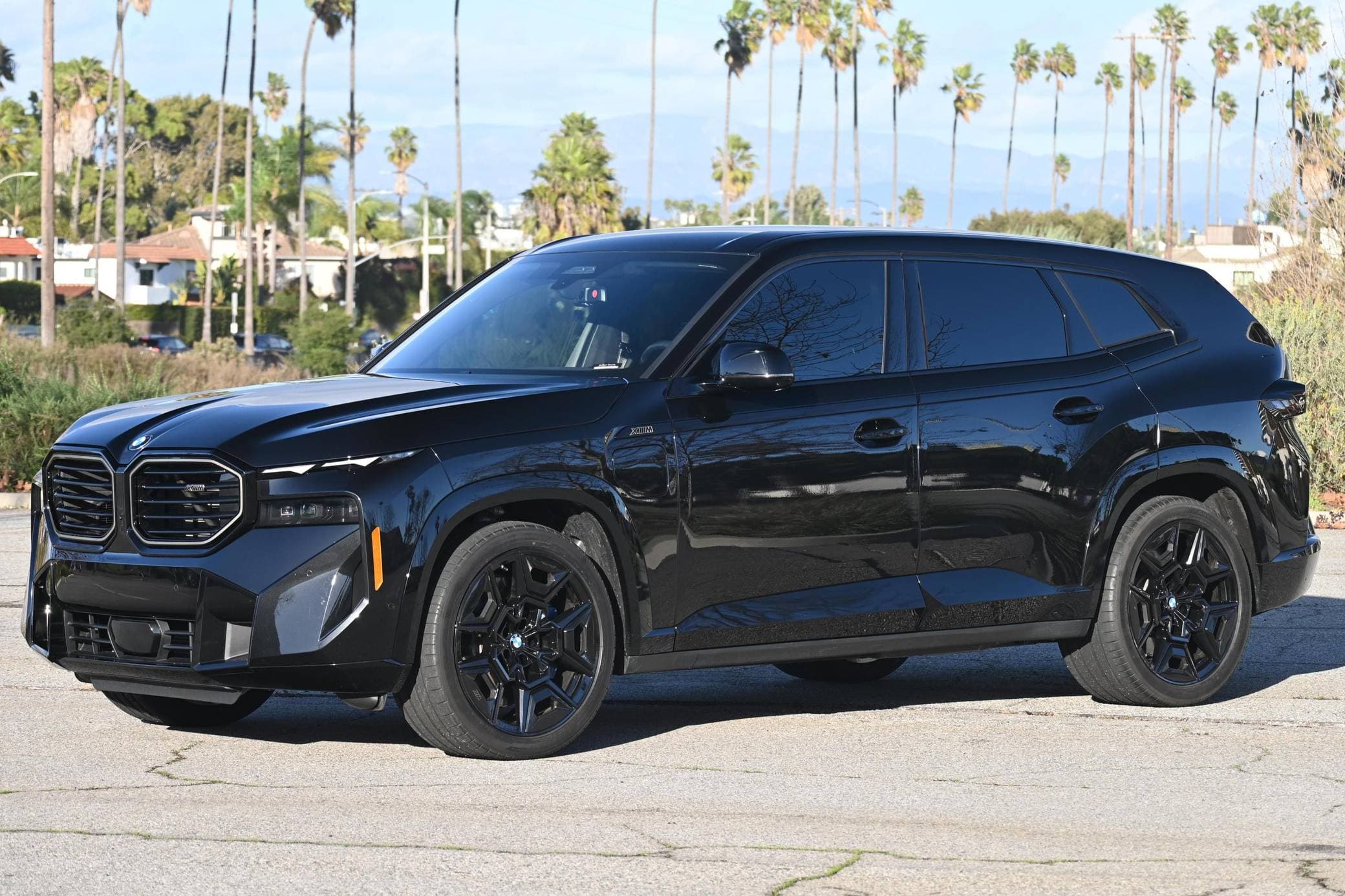 2023 BMW XM sold for $87,501