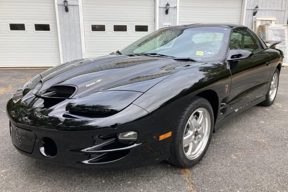 2002 Pontiac Firebird (1993-2002) sold for $56,500