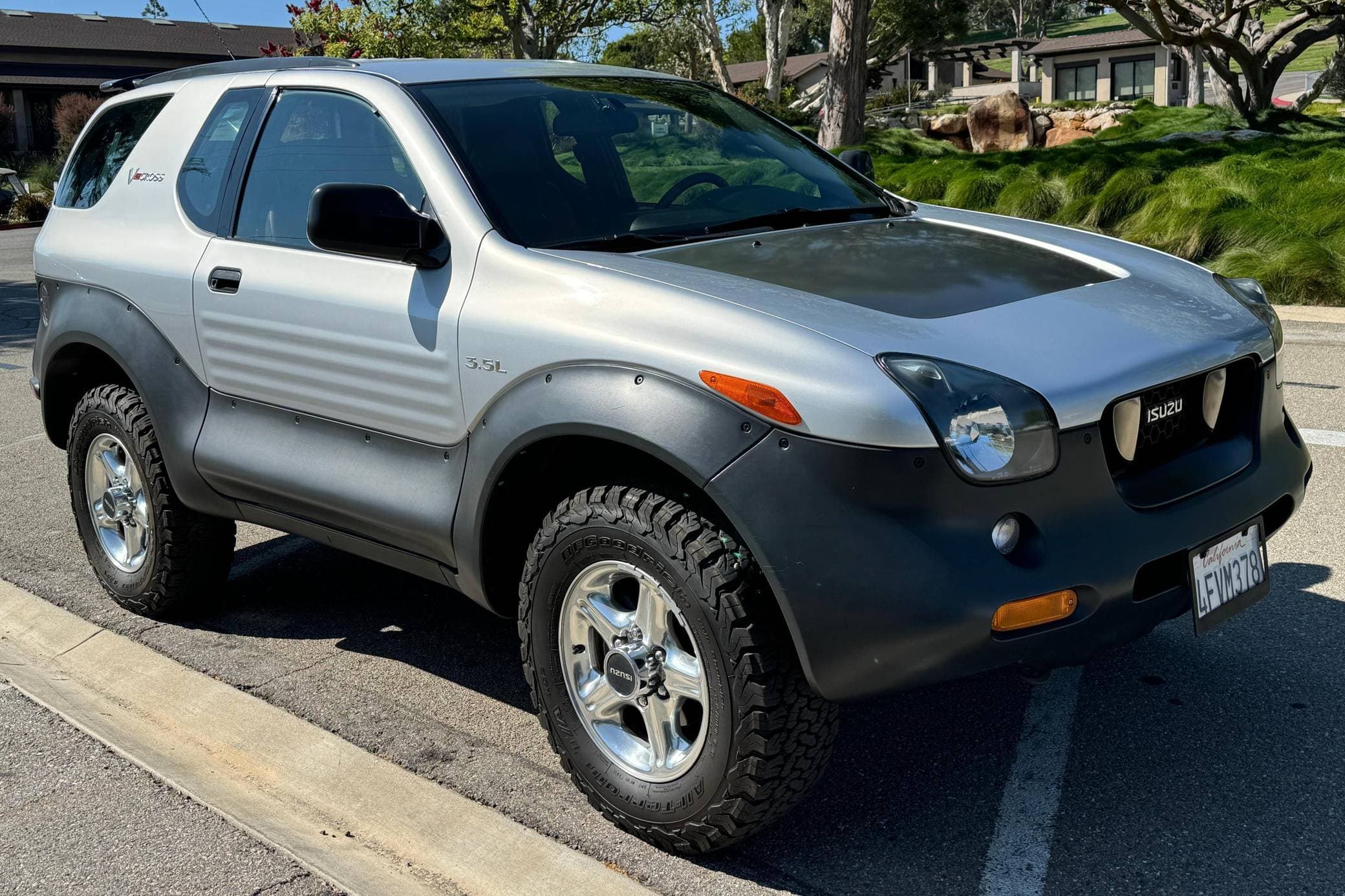 1999 Isuzu VehiCROSS sold for $14,300
