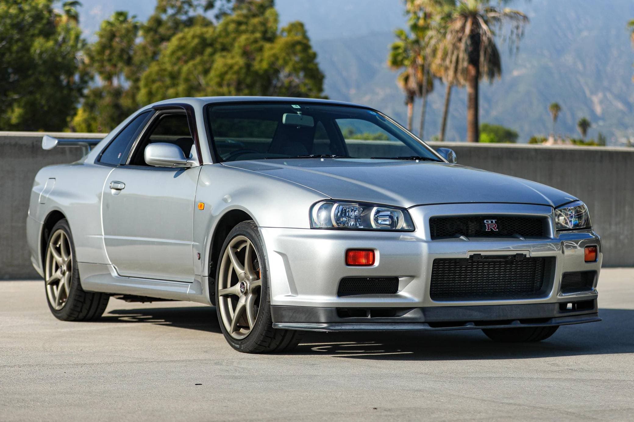 1999 Nissan R34 Skyline sold for $135,000