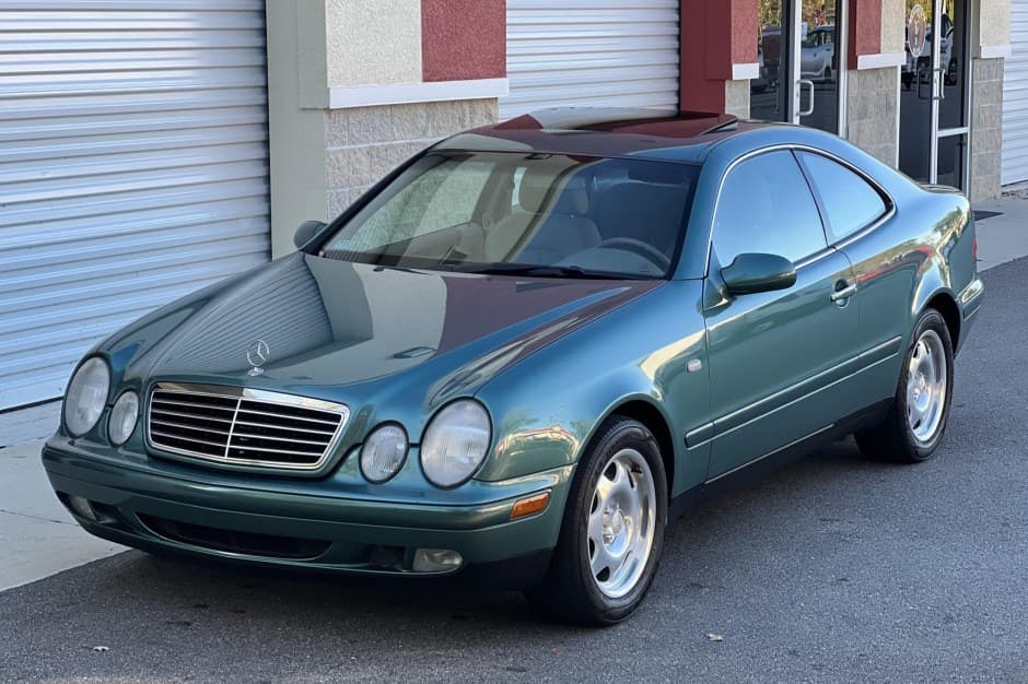 1998 Mercedes-Benz CLK-Class sold for $10,502