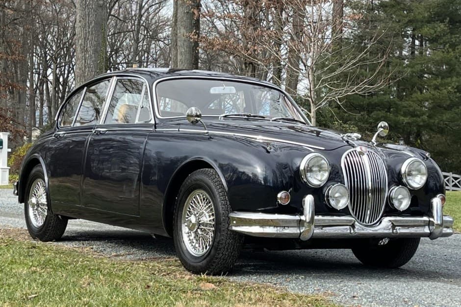 1964 Jaguar Mk II sold for $36,000