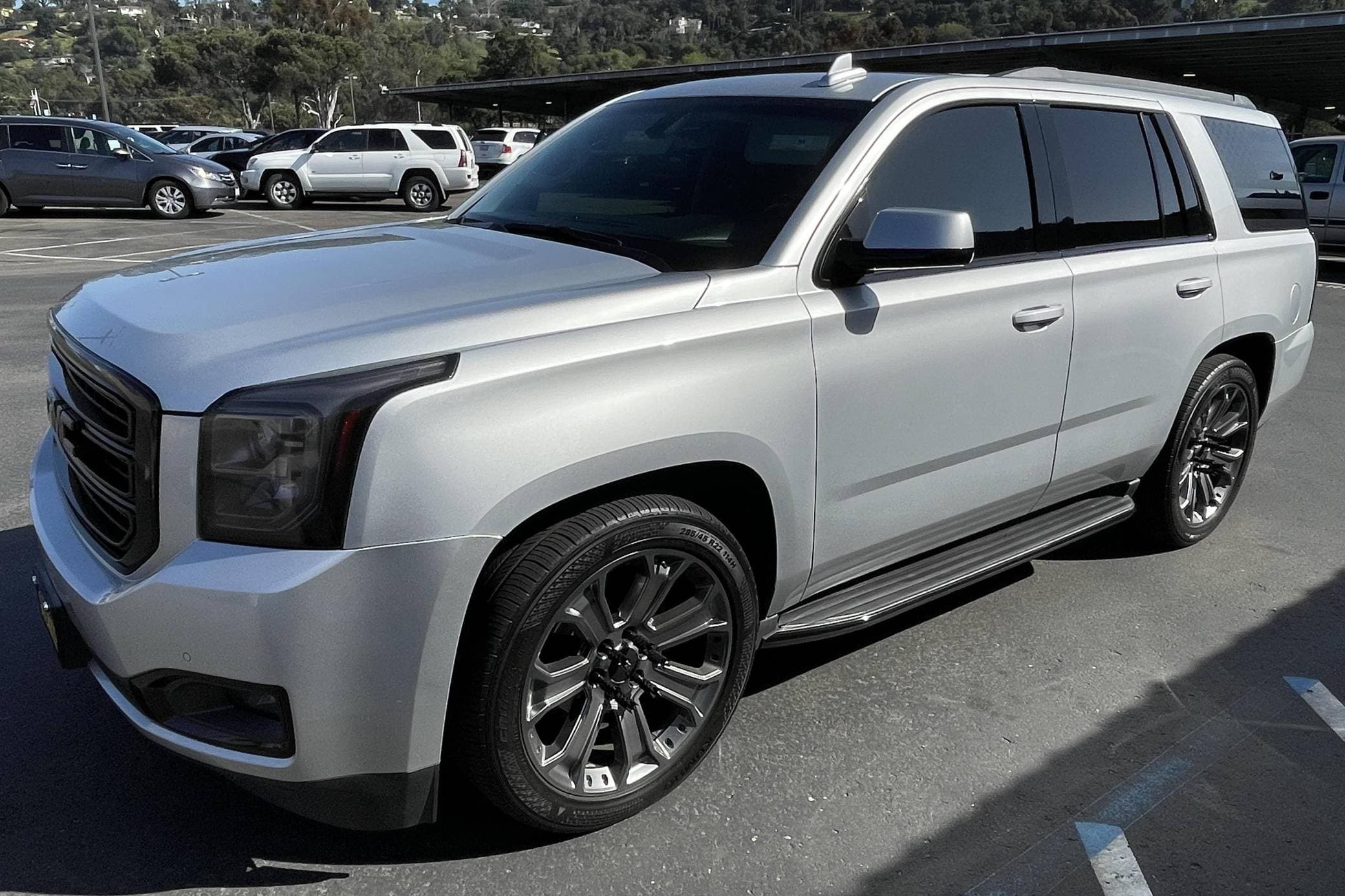 2016 GMC Yukon sold for $33,001