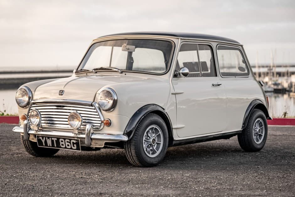 1969 Mini Mk I-III Cooper sold for $18,800