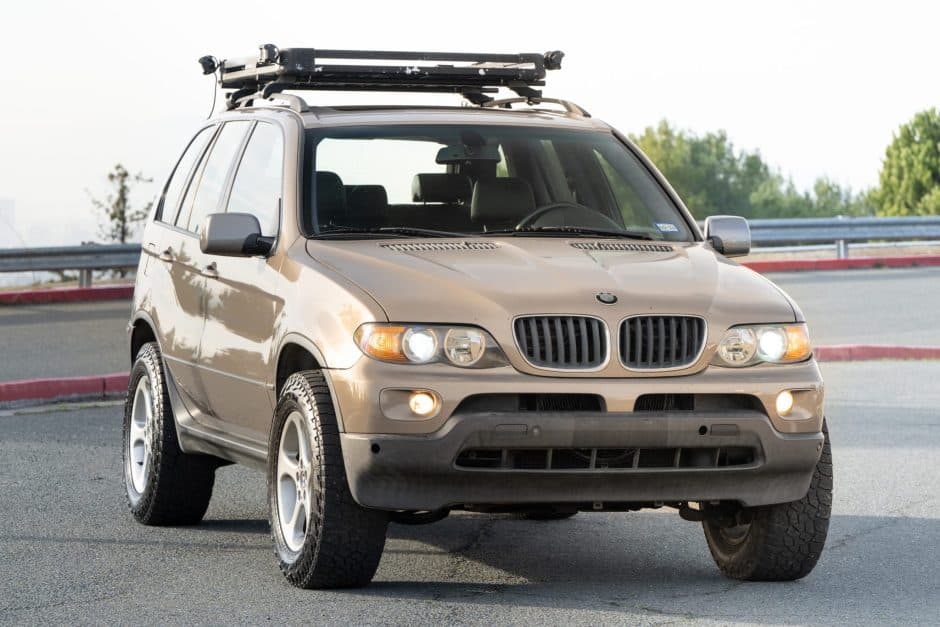 2005 BMW X5 sold for $7,100