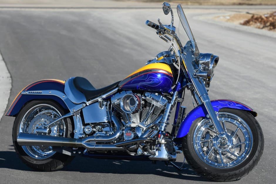 2006 Harley-Davidson CVO sold for $10,500