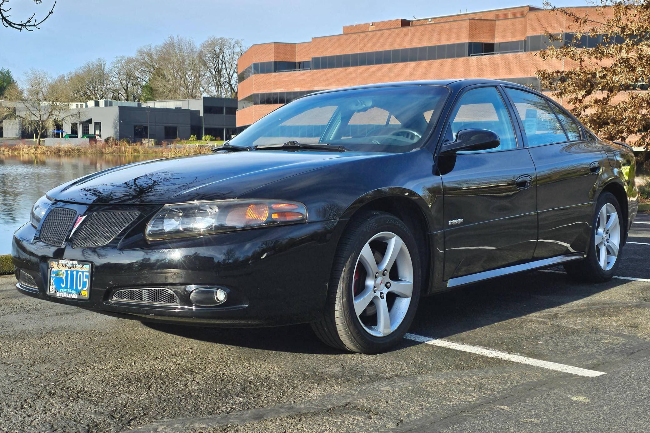 2005 Pontiac Bonneville sold for $8,500