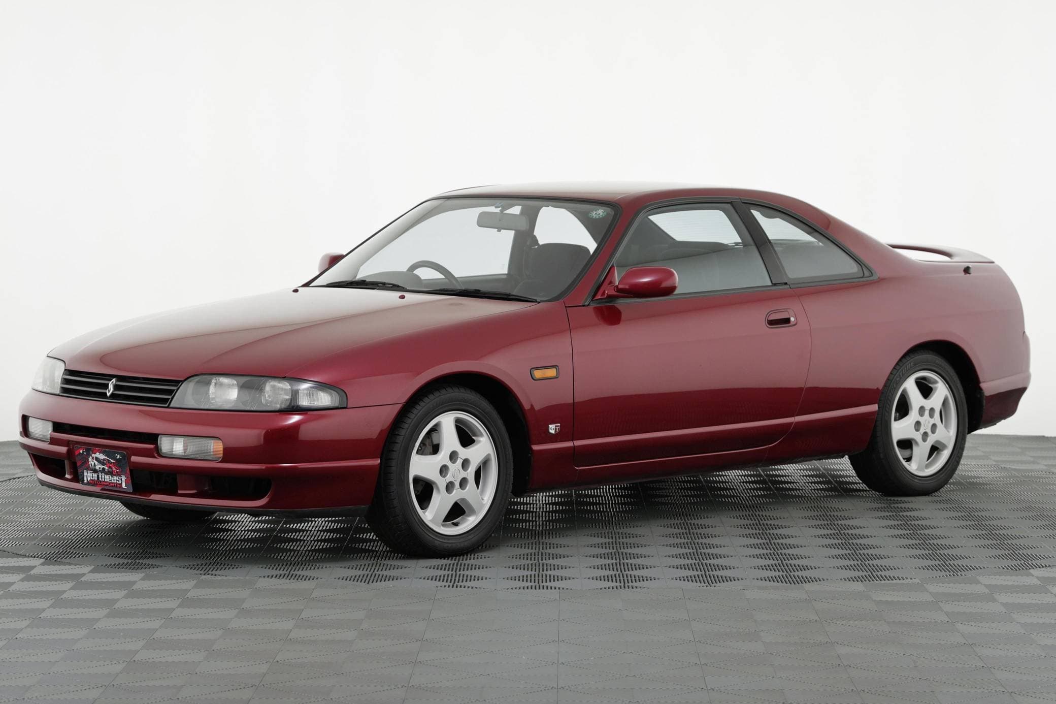 1993 Nissan R33 Skyline sold for $15,750